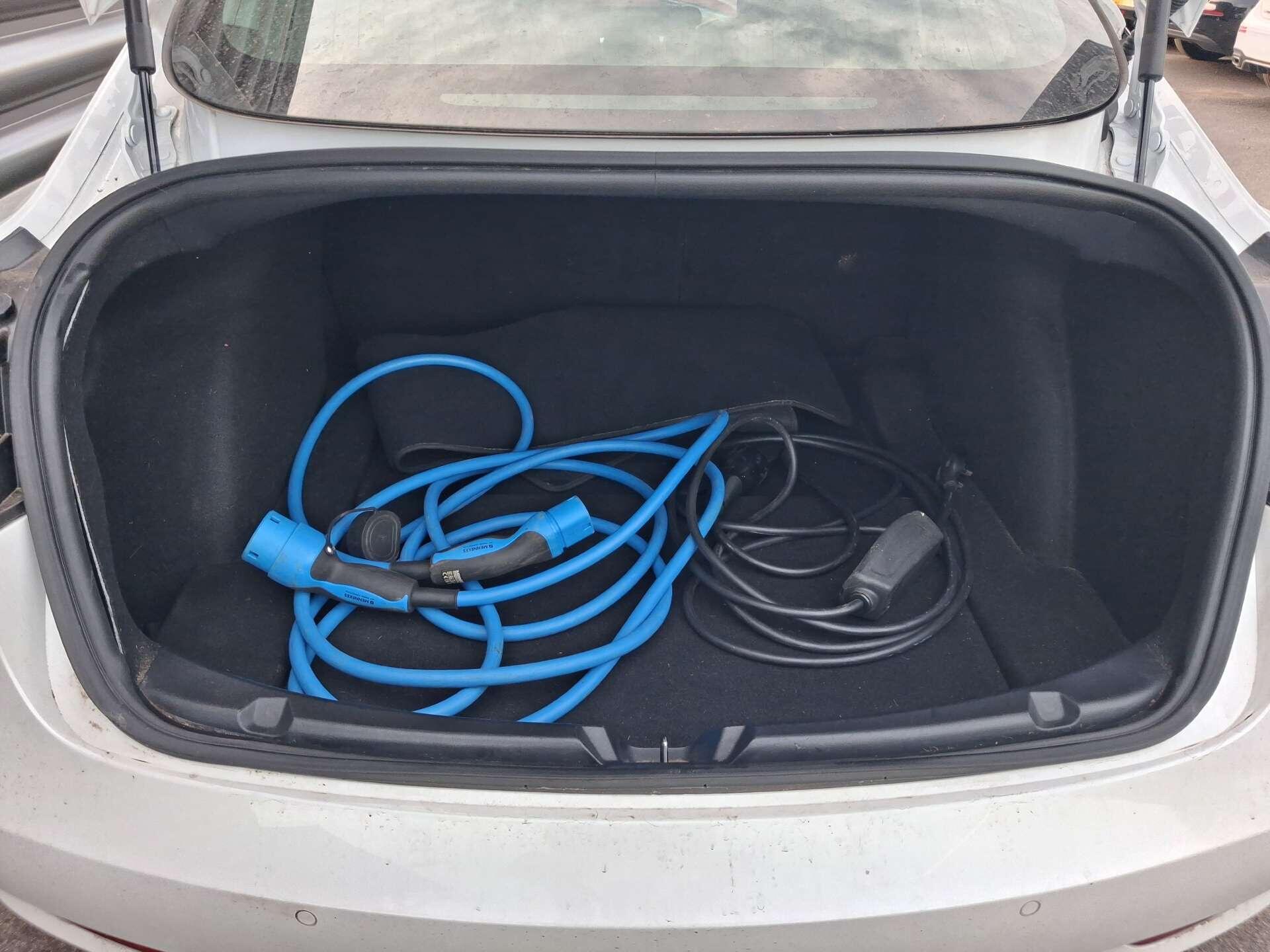 Tesla Model 3 view 28