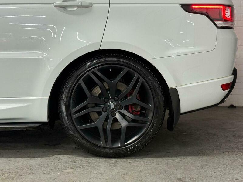 2017 Land Rover Range Rover Sport 3.0 SD V6 HSE Dynamic Auto 4WD Euro 6 (s/s) 5dr • 97,500 miles image 28