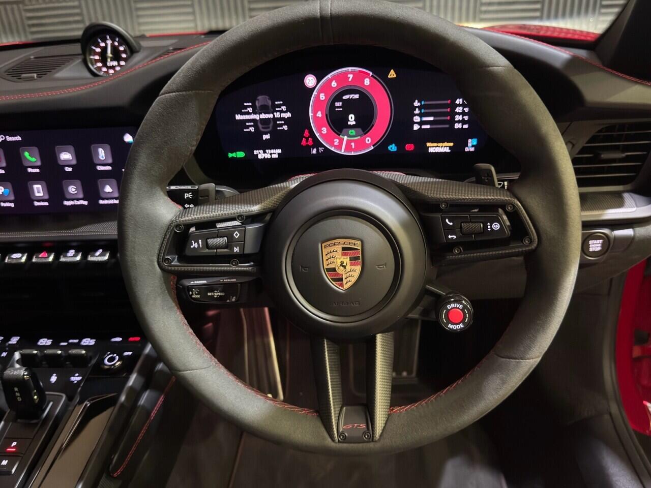 Porsche 911 view 14
