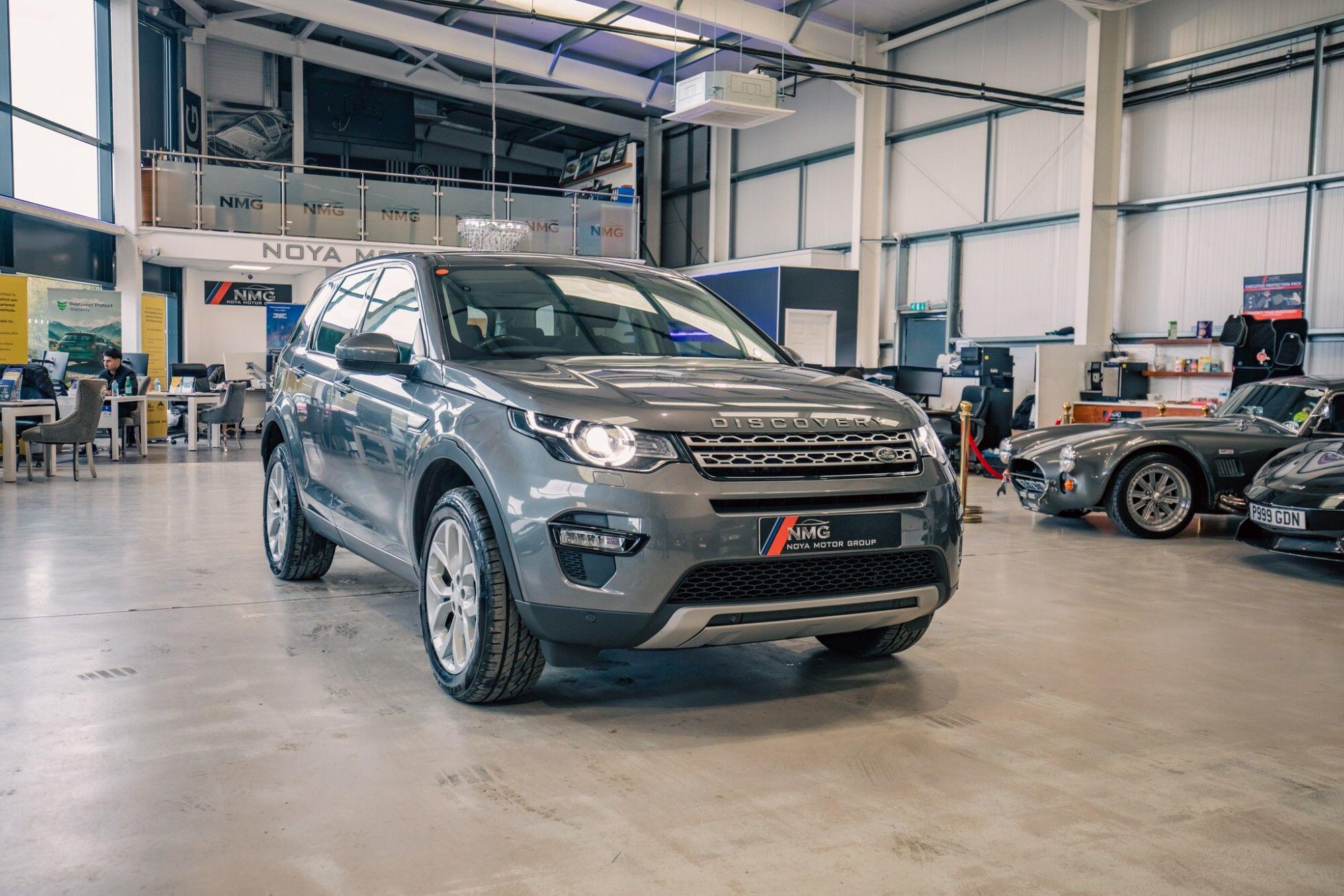 Land Rover Discovery Sport view 23