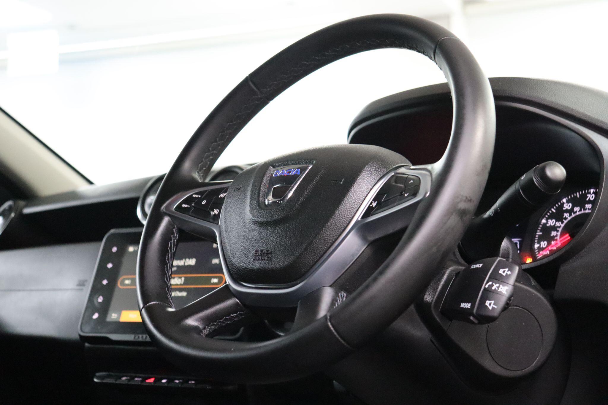 Dacia Duster view 23