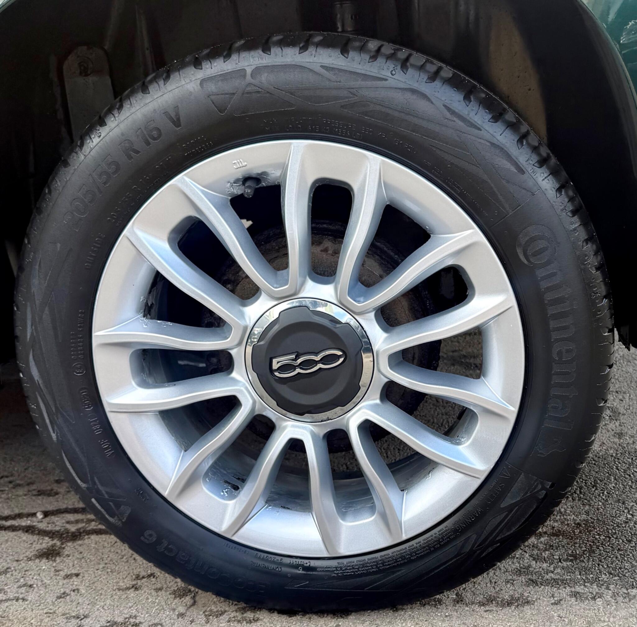 Fiat 500L view 19