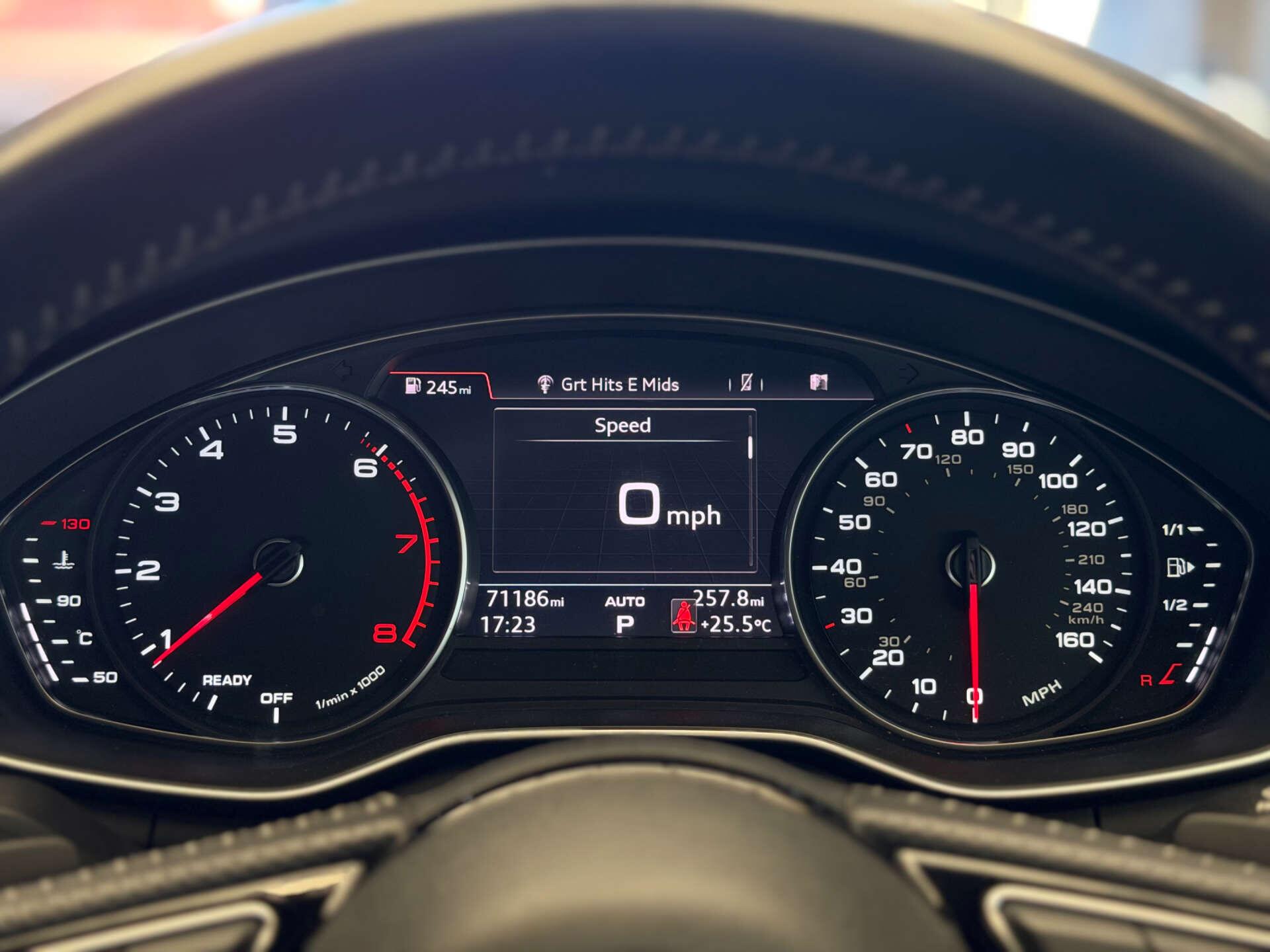 Audi A4 view 22