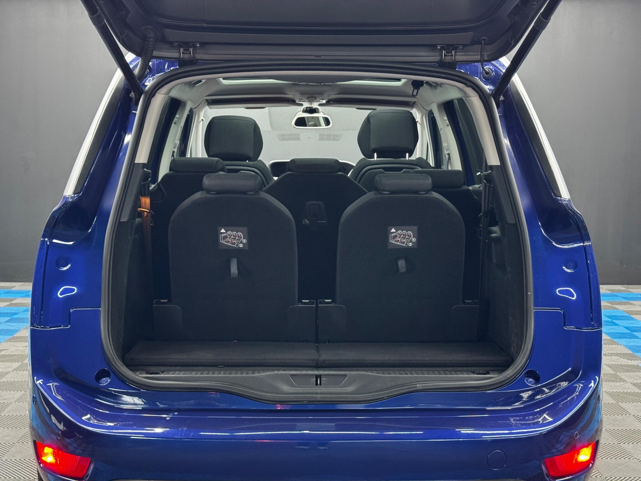Citroen Grand C4 Spacetourer view 38