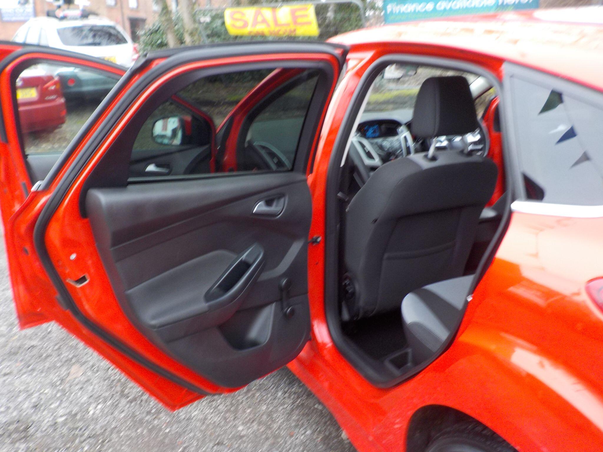 Ford Focus 1.6 TDCi Zetec S Euro 5 (s/s) 5dr