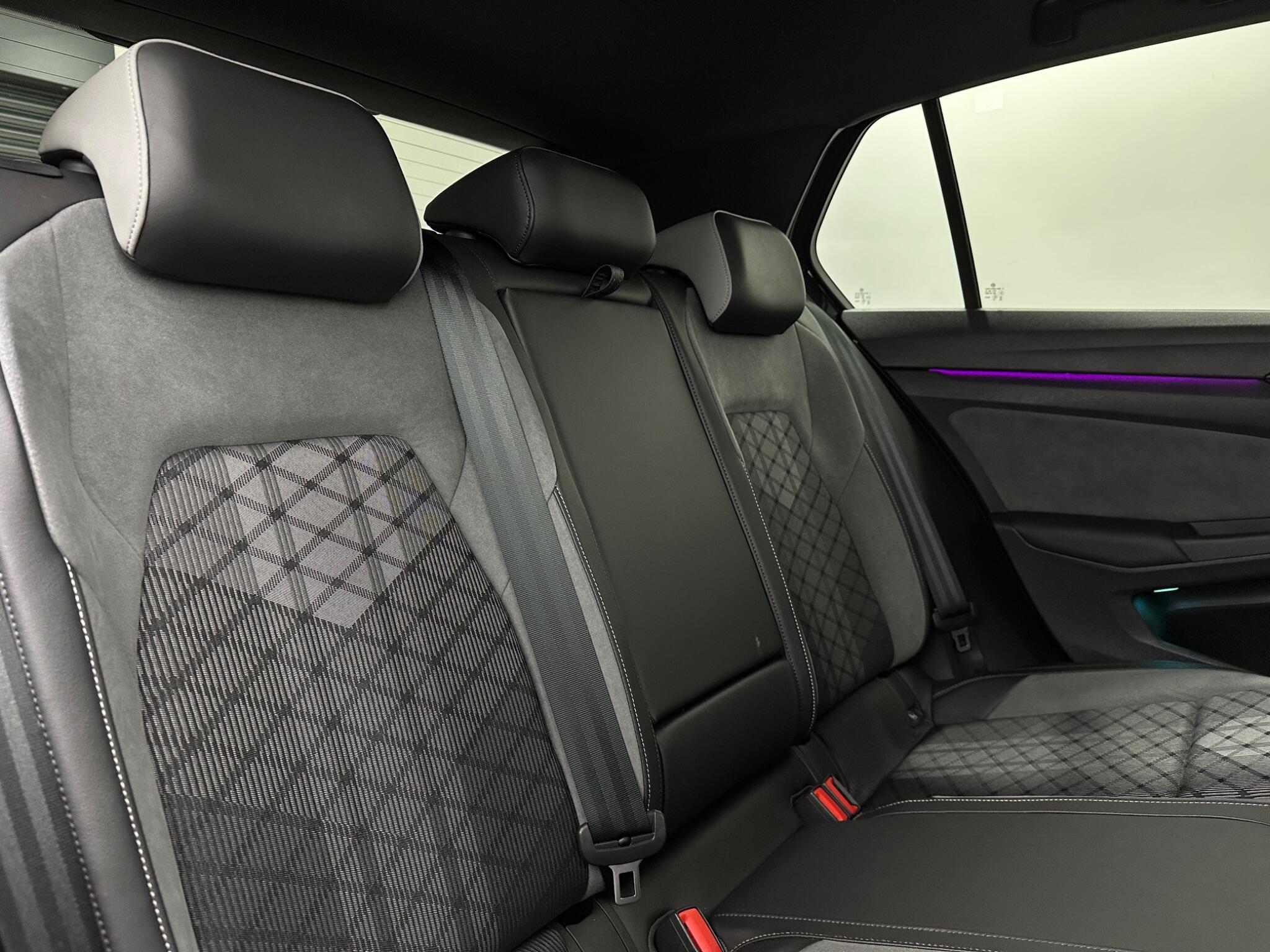 Volkswagen Golf view 40