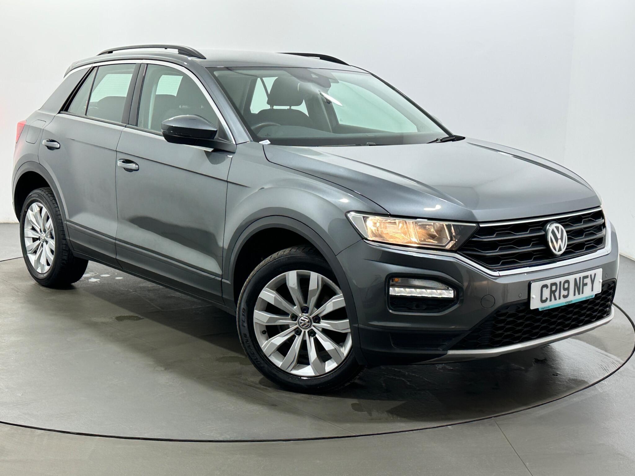 Volkswagen T-Roc view 53