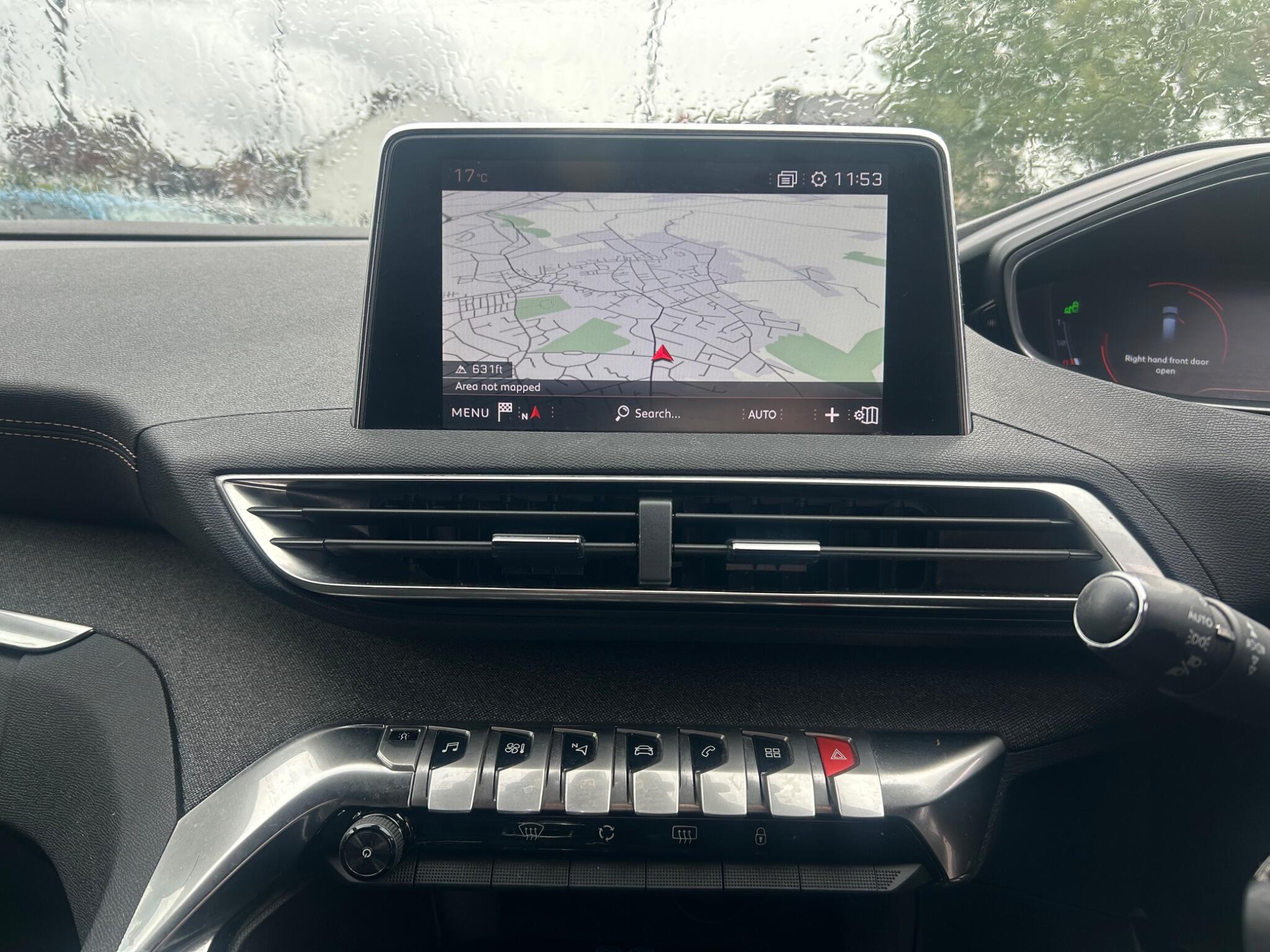 Peugeot 5008 view 17