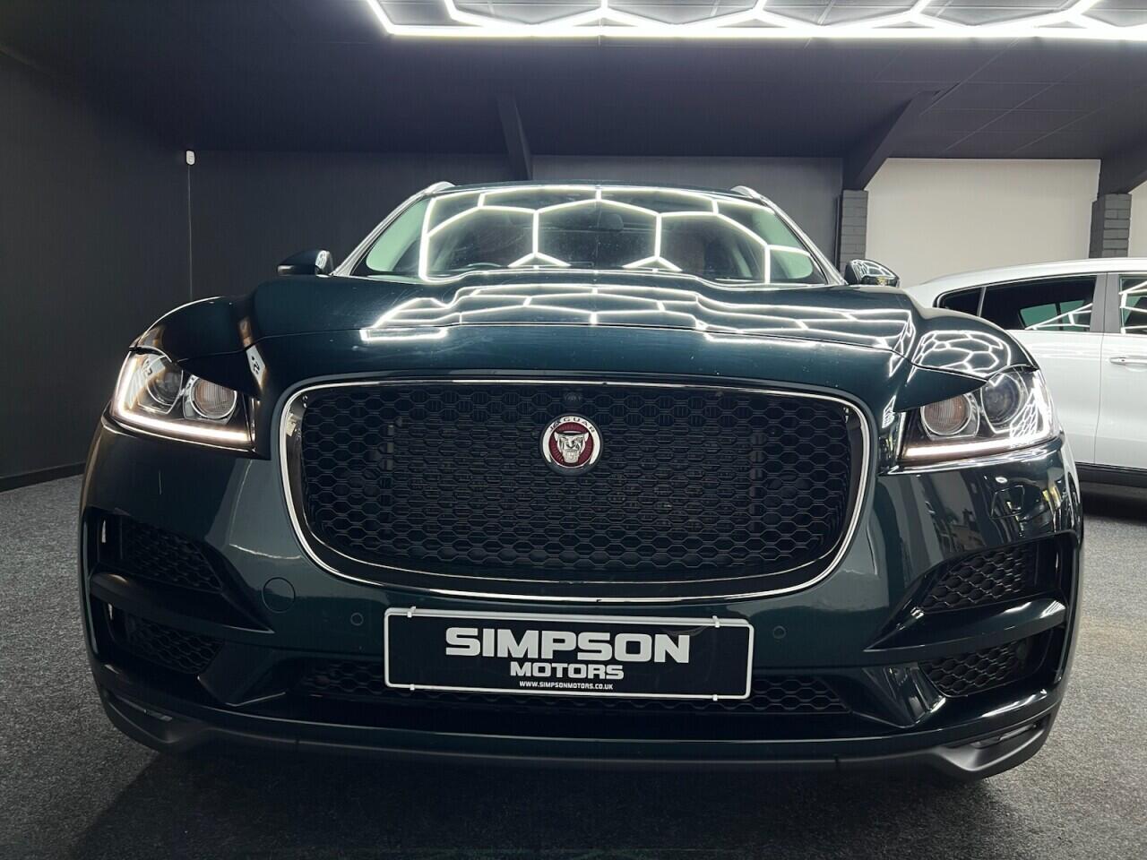 Jaguar F-Pace view 21