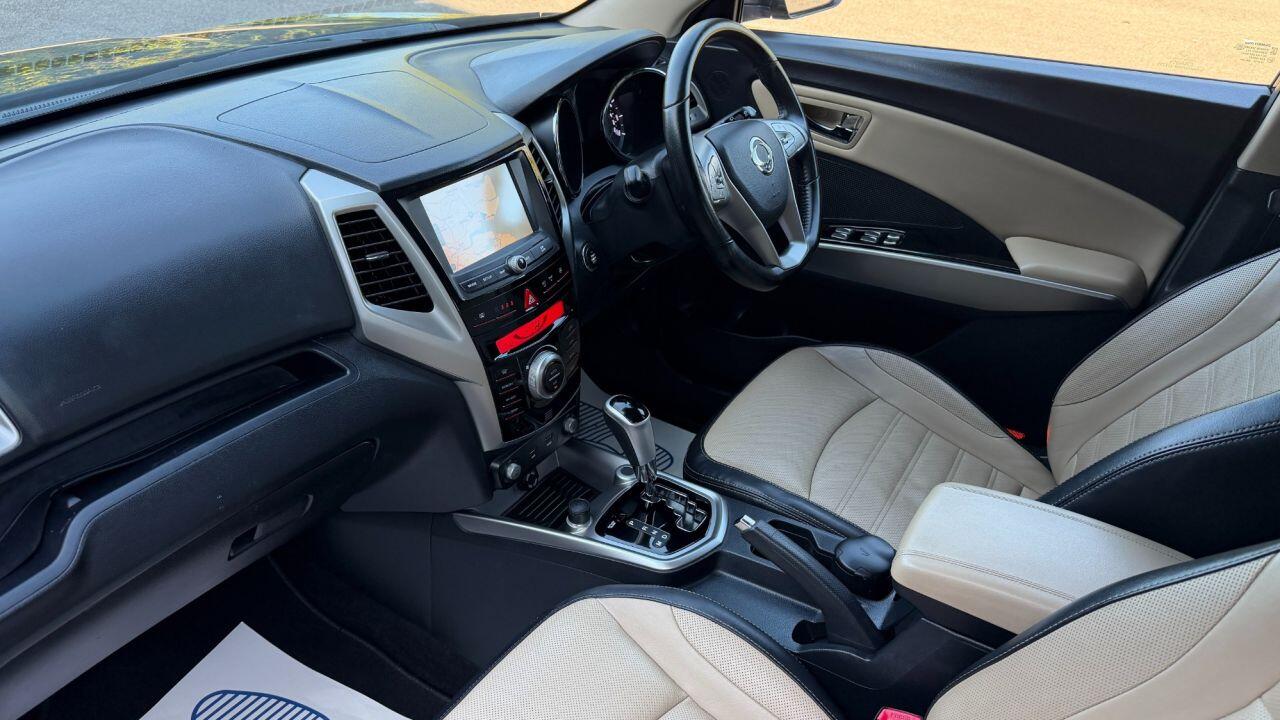 KGM Tivoli view 8