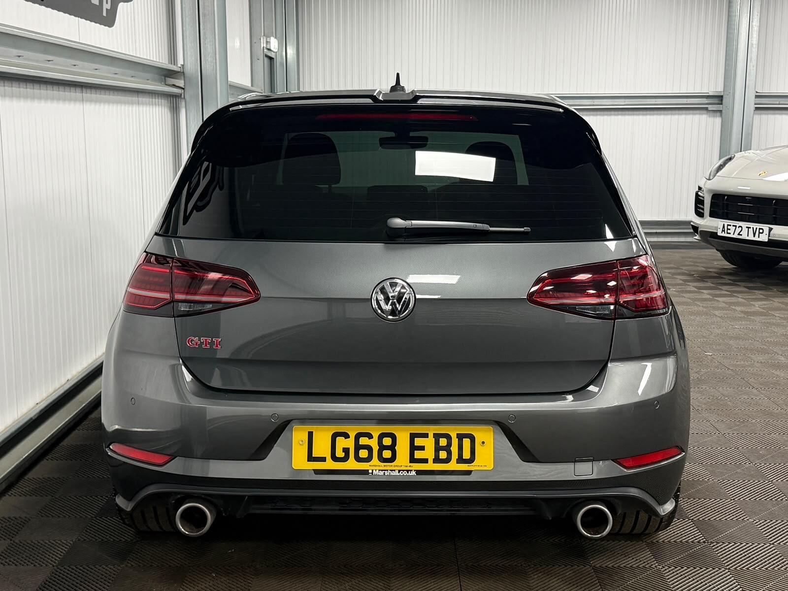 Volkswagen Golf view 12
