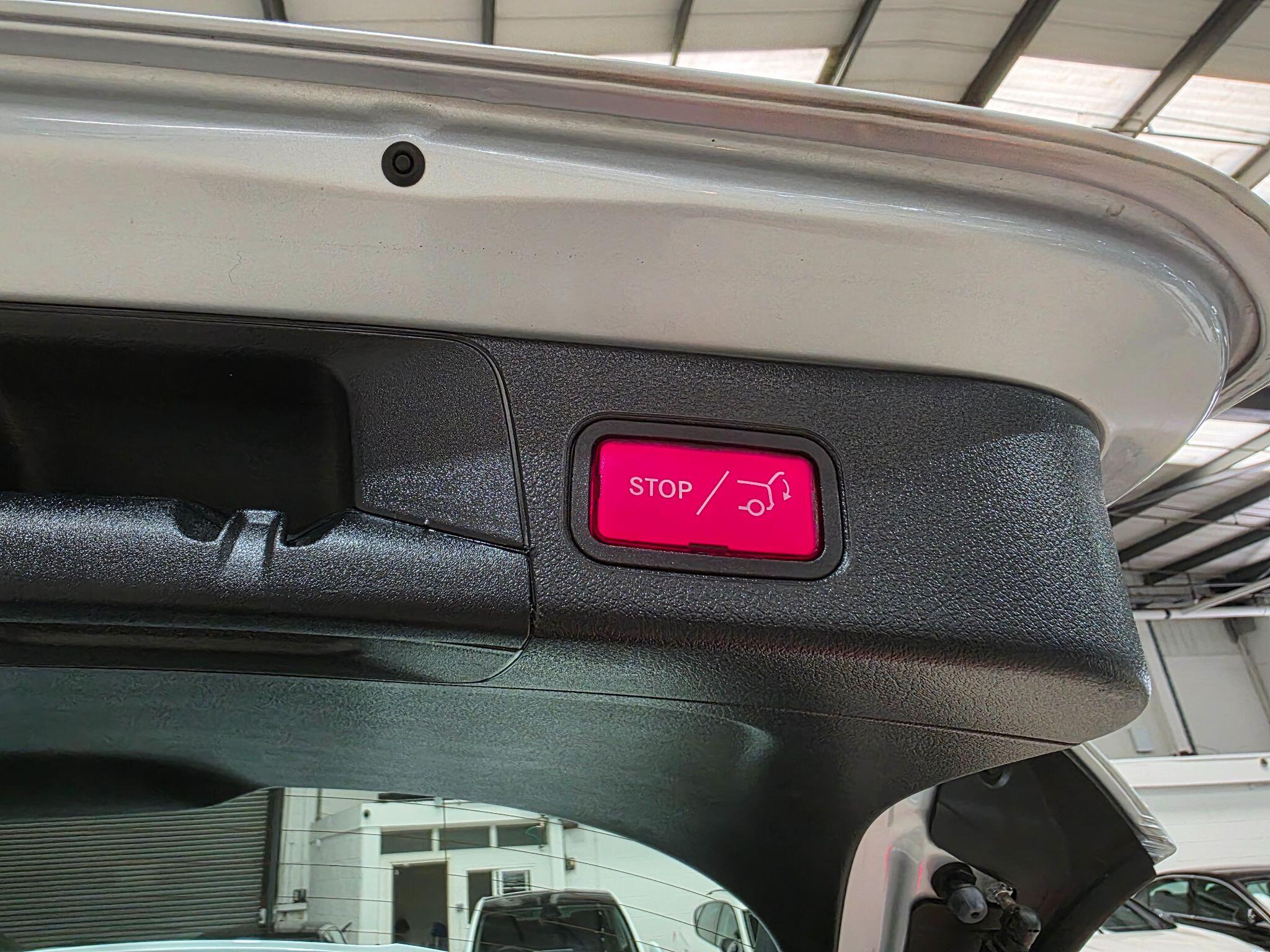 Mercedes-Benz B Class view 29