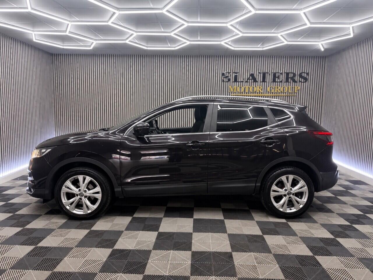 Nissan Qashqai view 25