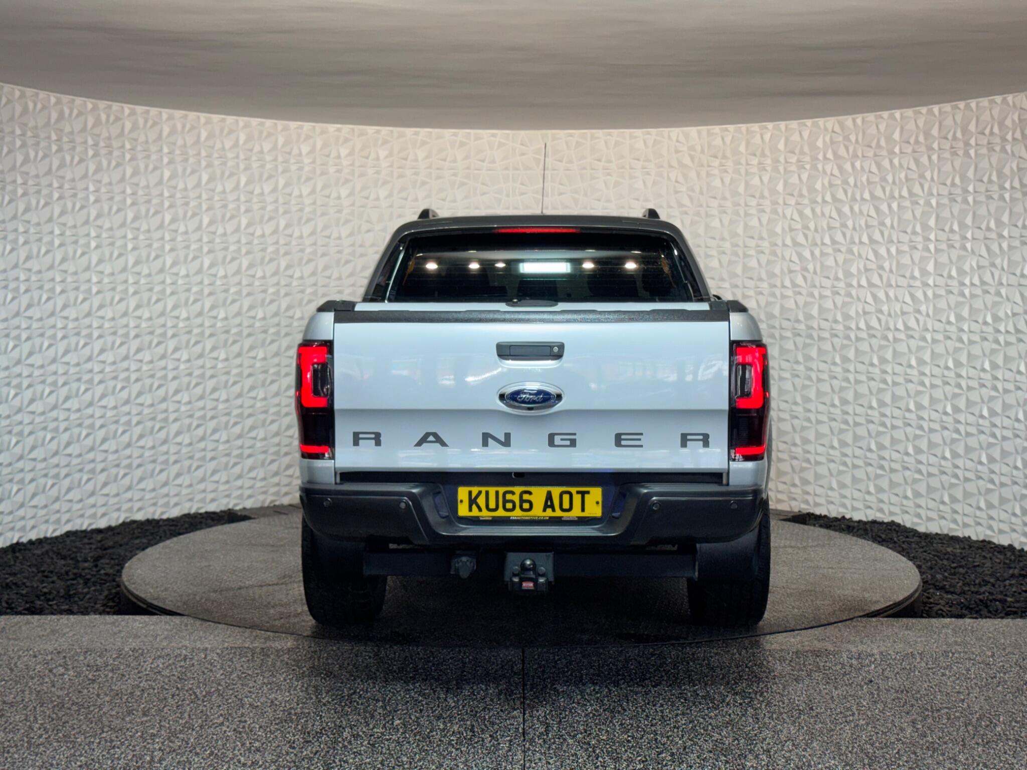 Ford Ranger view 13