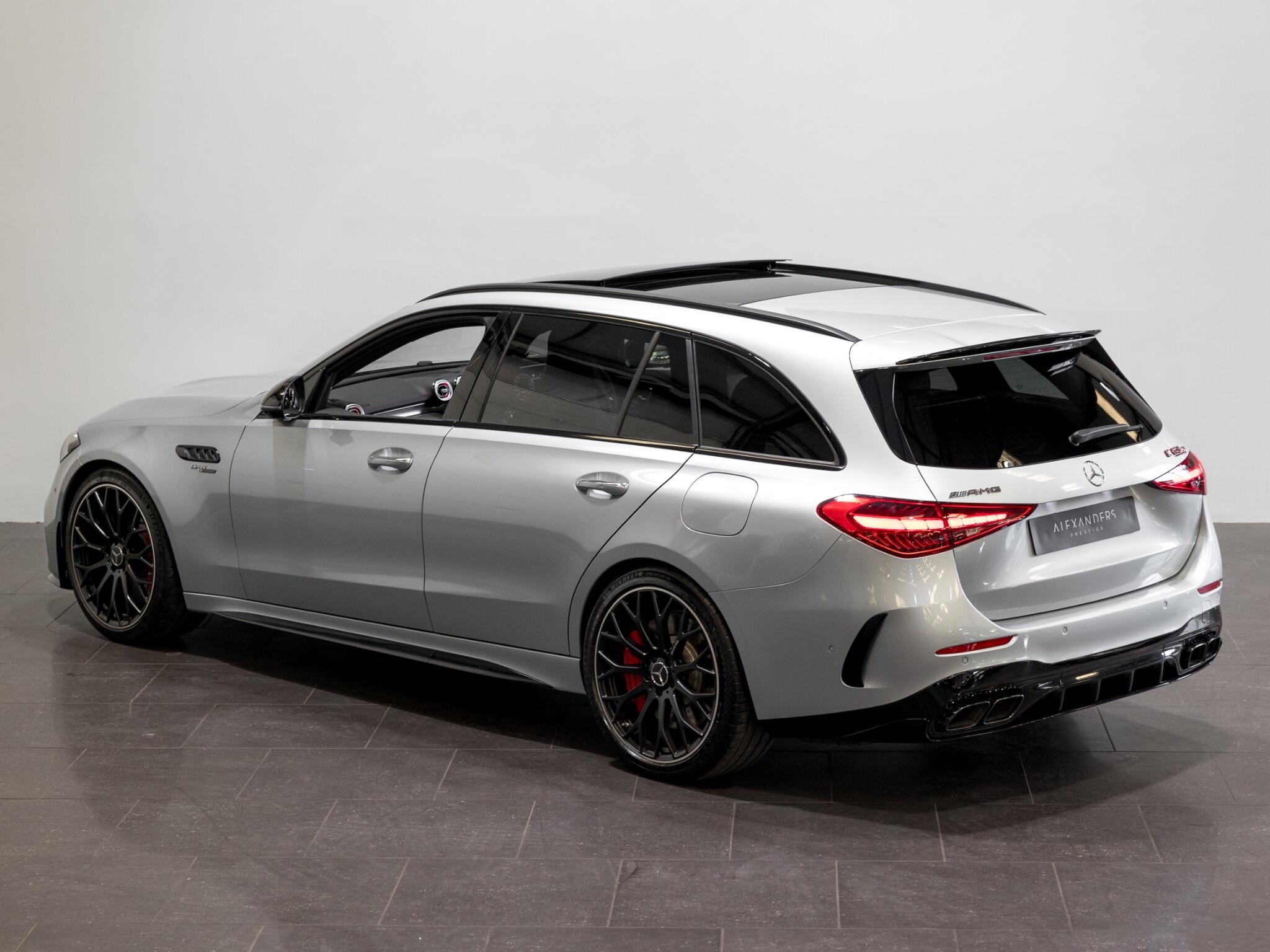 Mercedes-Benz C Class view 5
