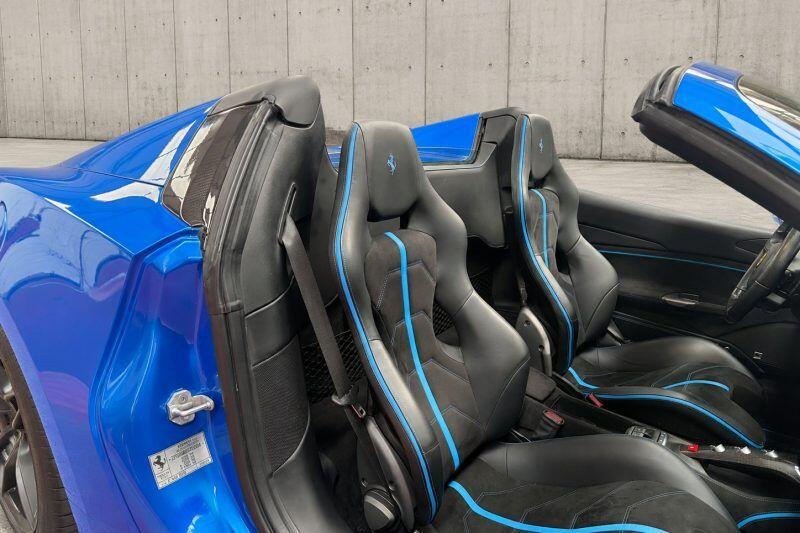 Ferrari 488 view 14