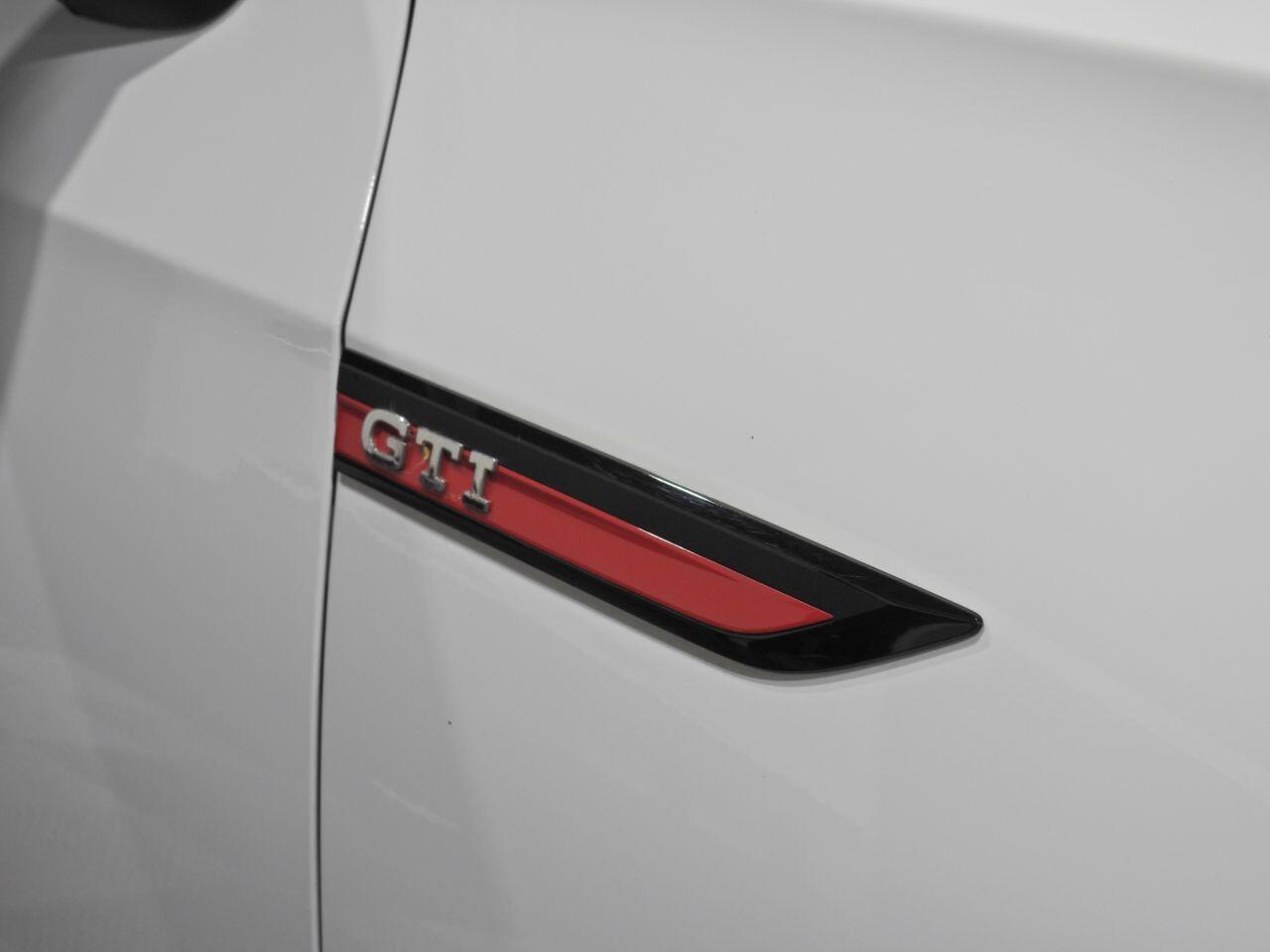 Volkswagen Golf view 37