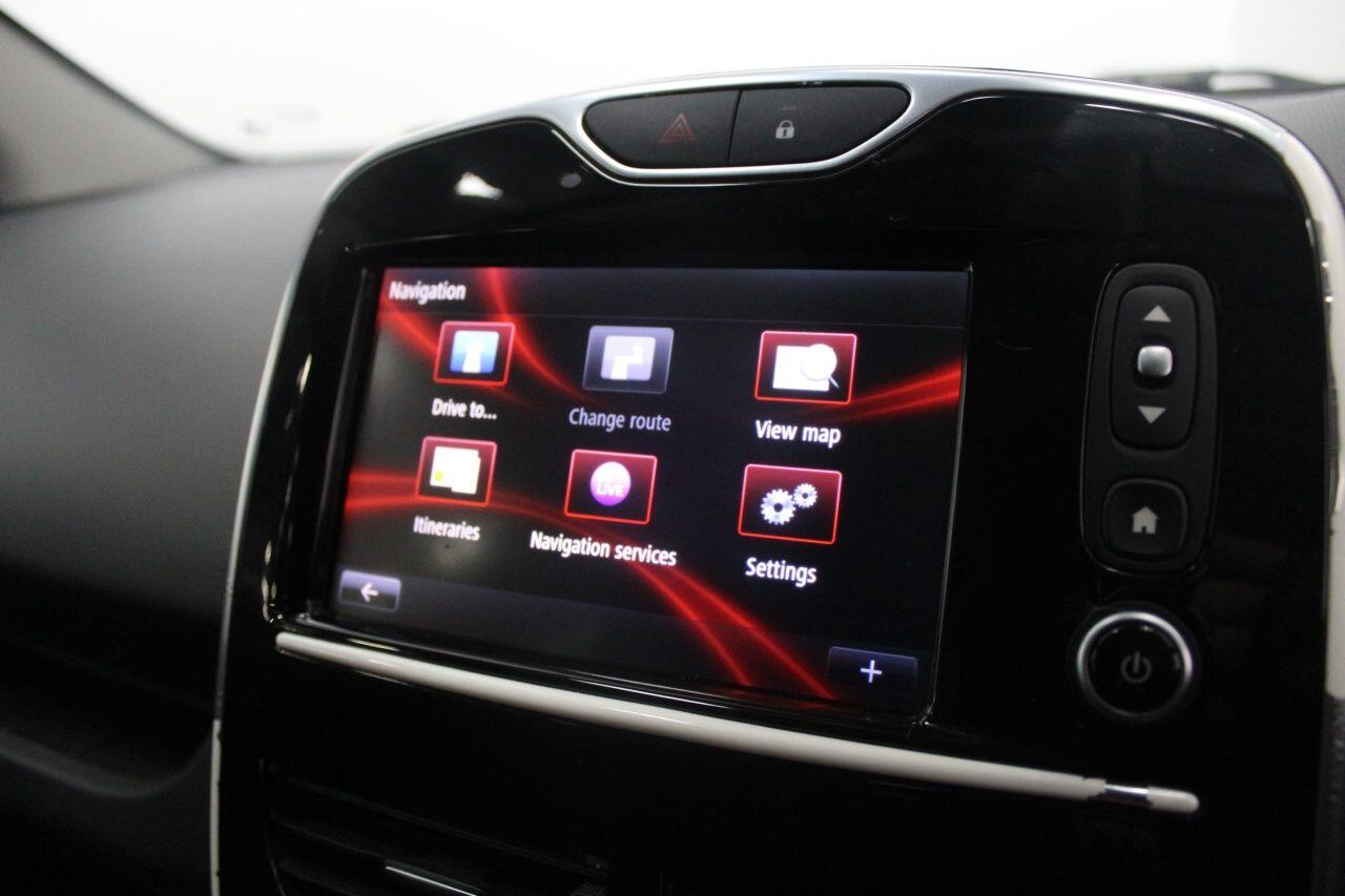 Renault Clio view 37