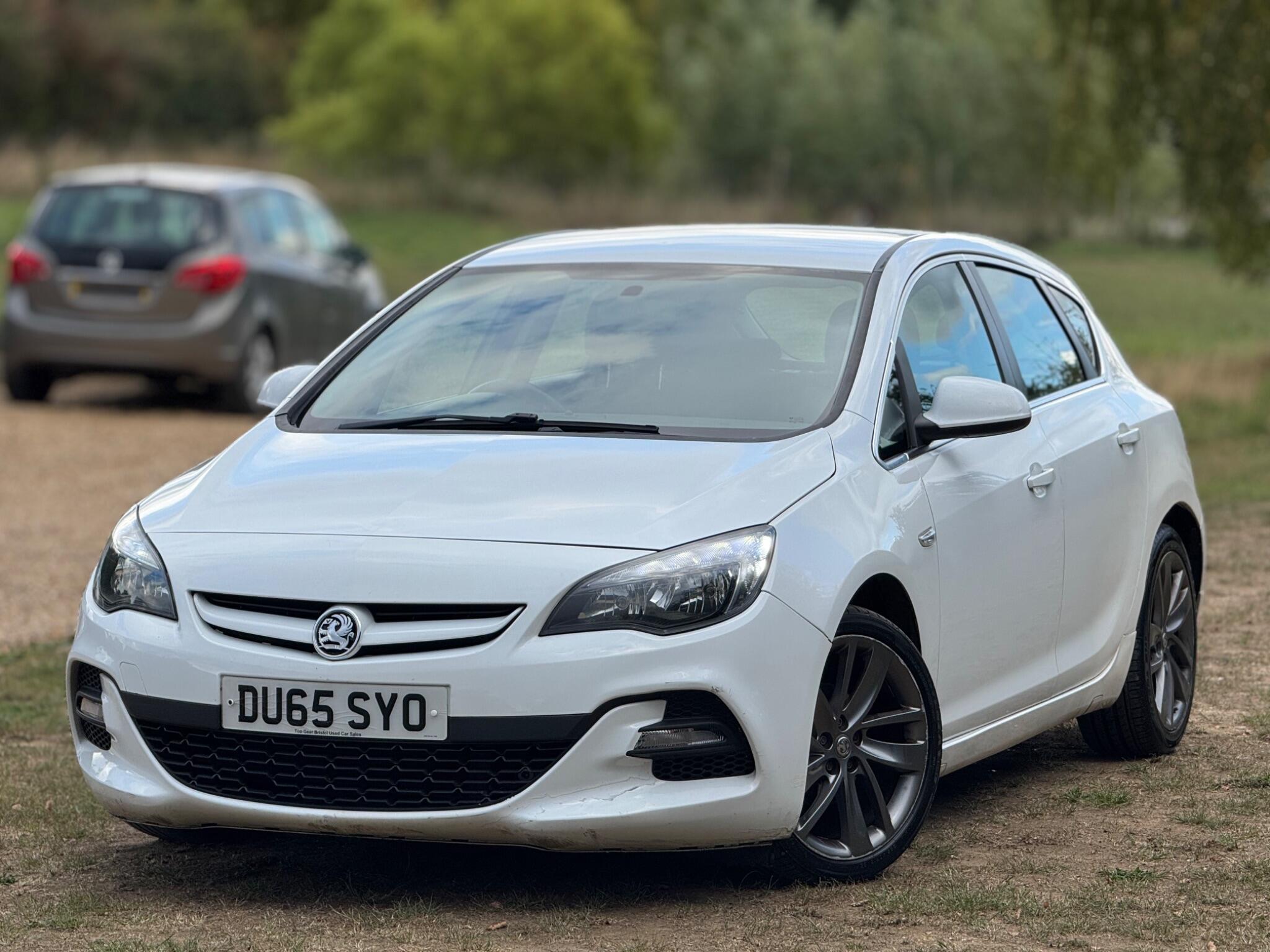 2015 Vauxhall Astra 1.6i Tech Line GT Euro 6 5dr image 3