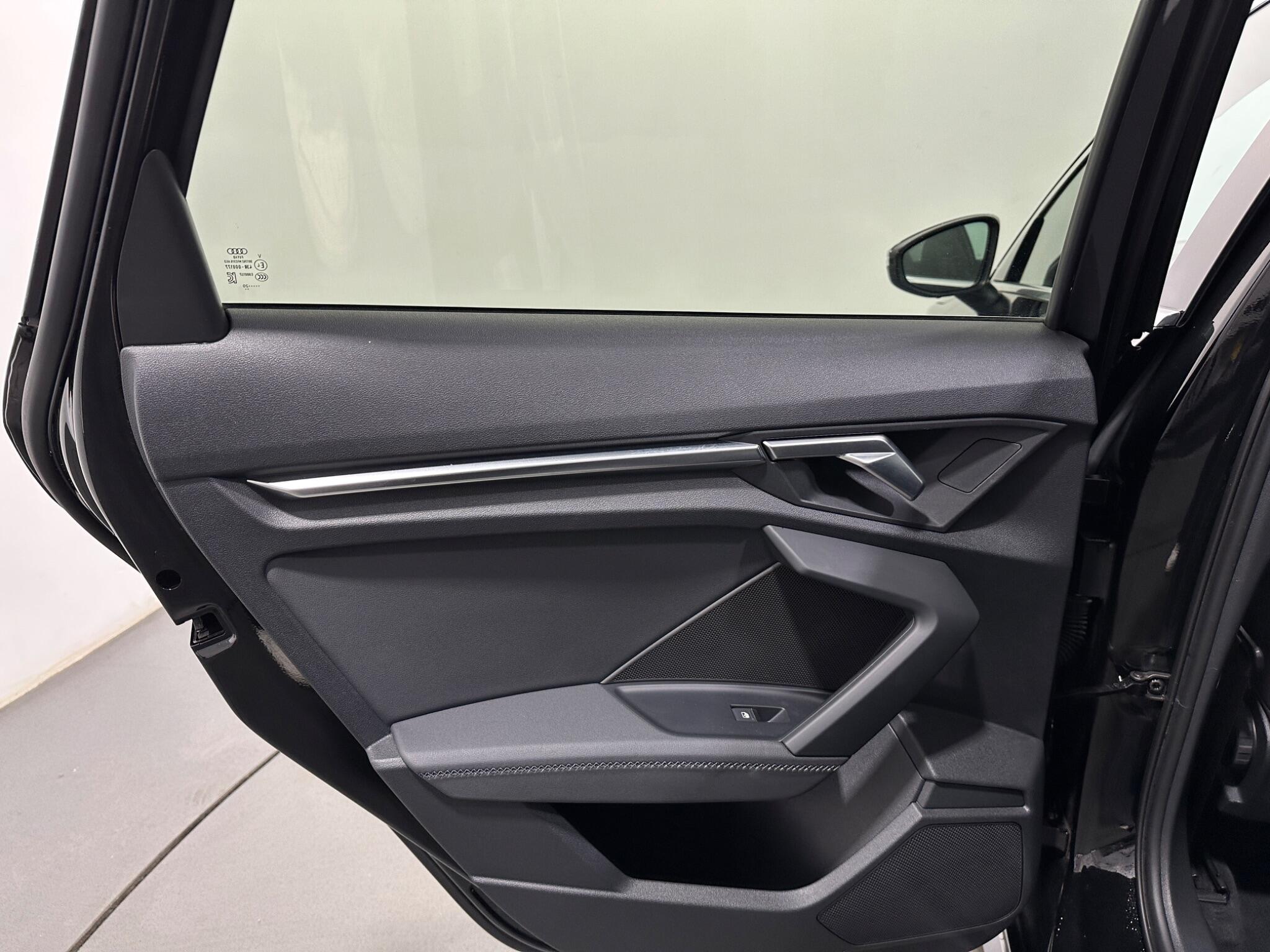 Audi A3 view 38