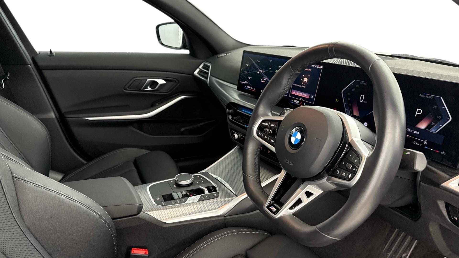BMW 3 Series view 6