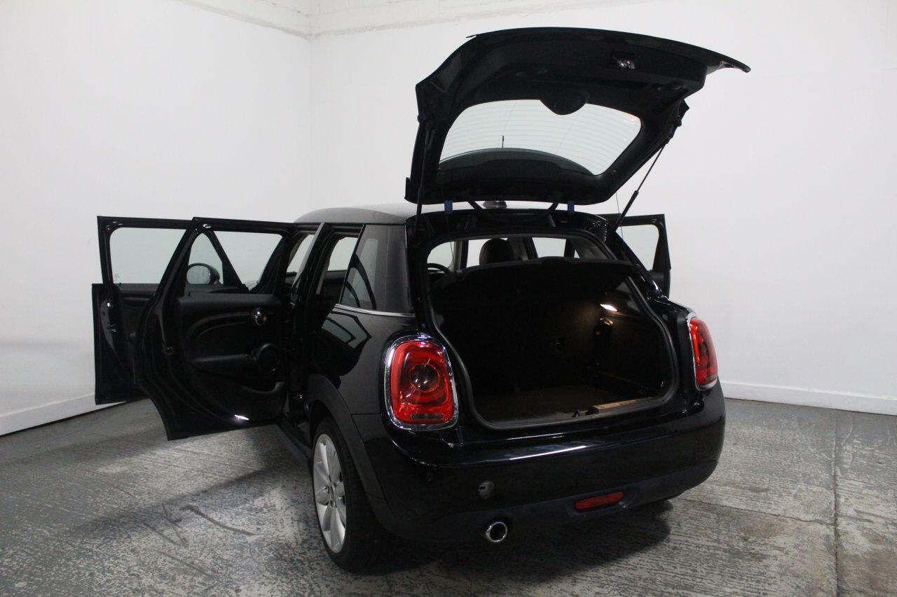 Mini Hatch view 16