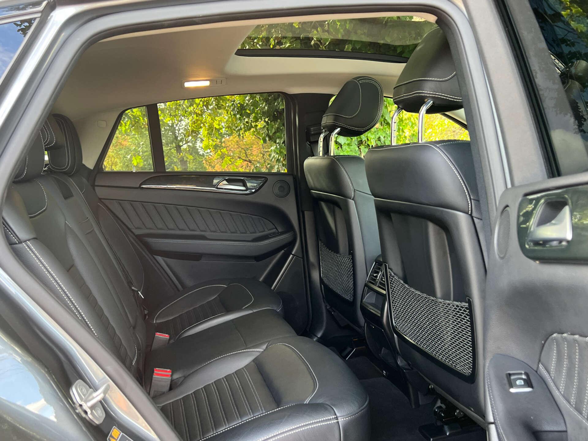 Mercedes-Benz GLE view 26