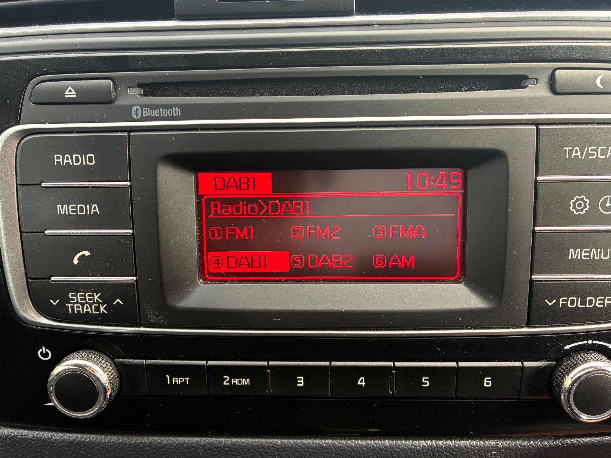 Kia Rio view 12