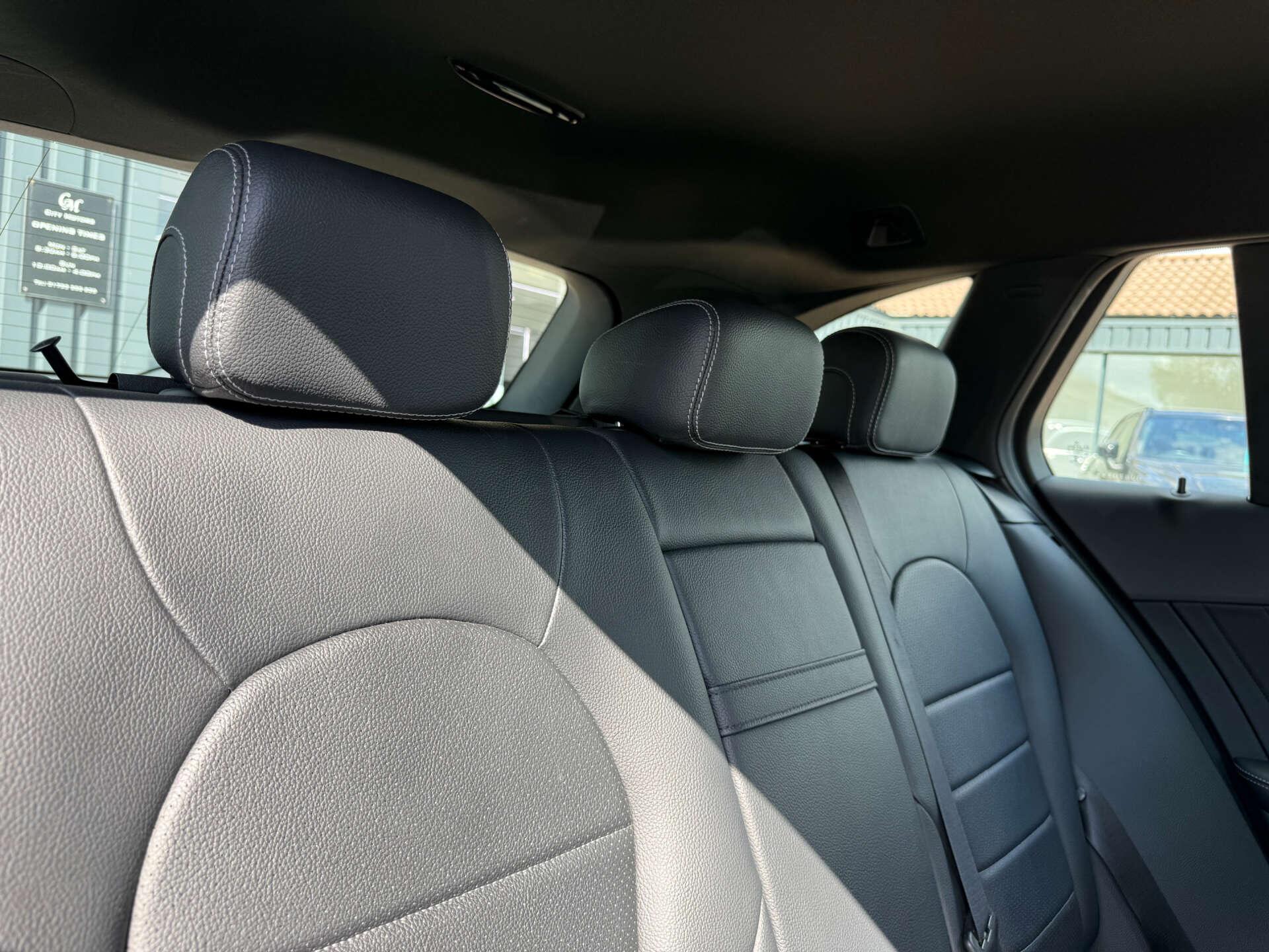 Mercedes-Benz C-Class view 66