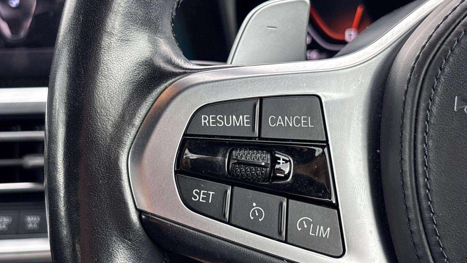 BMW 2 Series view 22