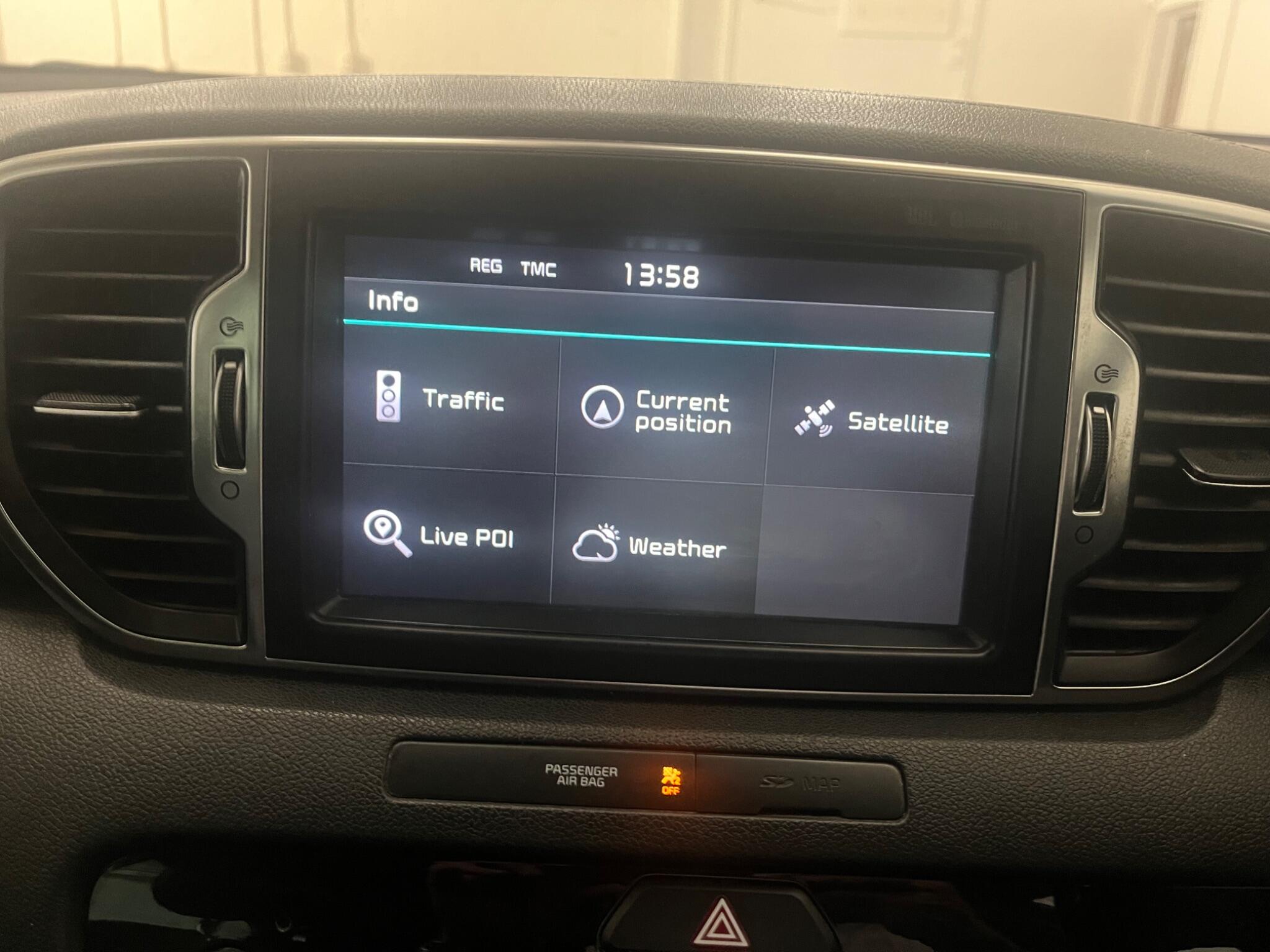 2016 Kia Sportage image 36