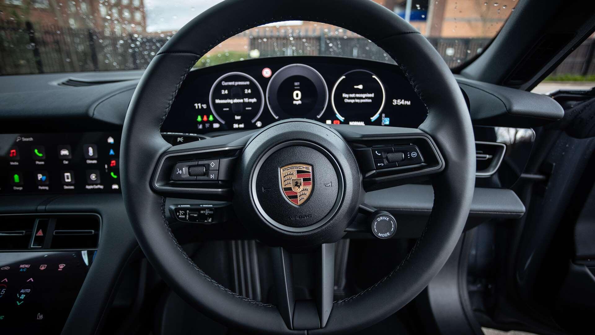 Porsche Taycan view 13