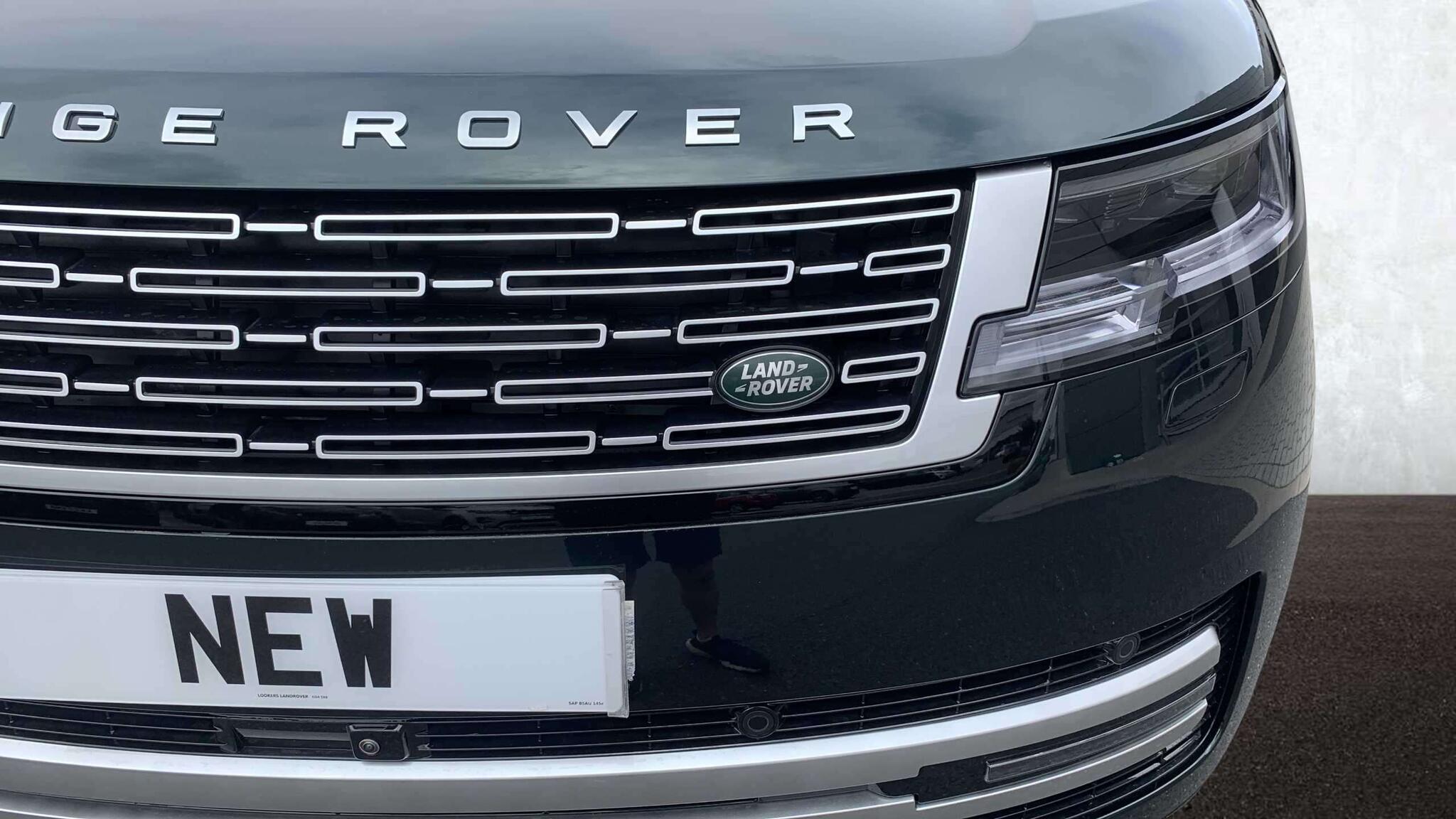 Land Rover Range Rover view 21