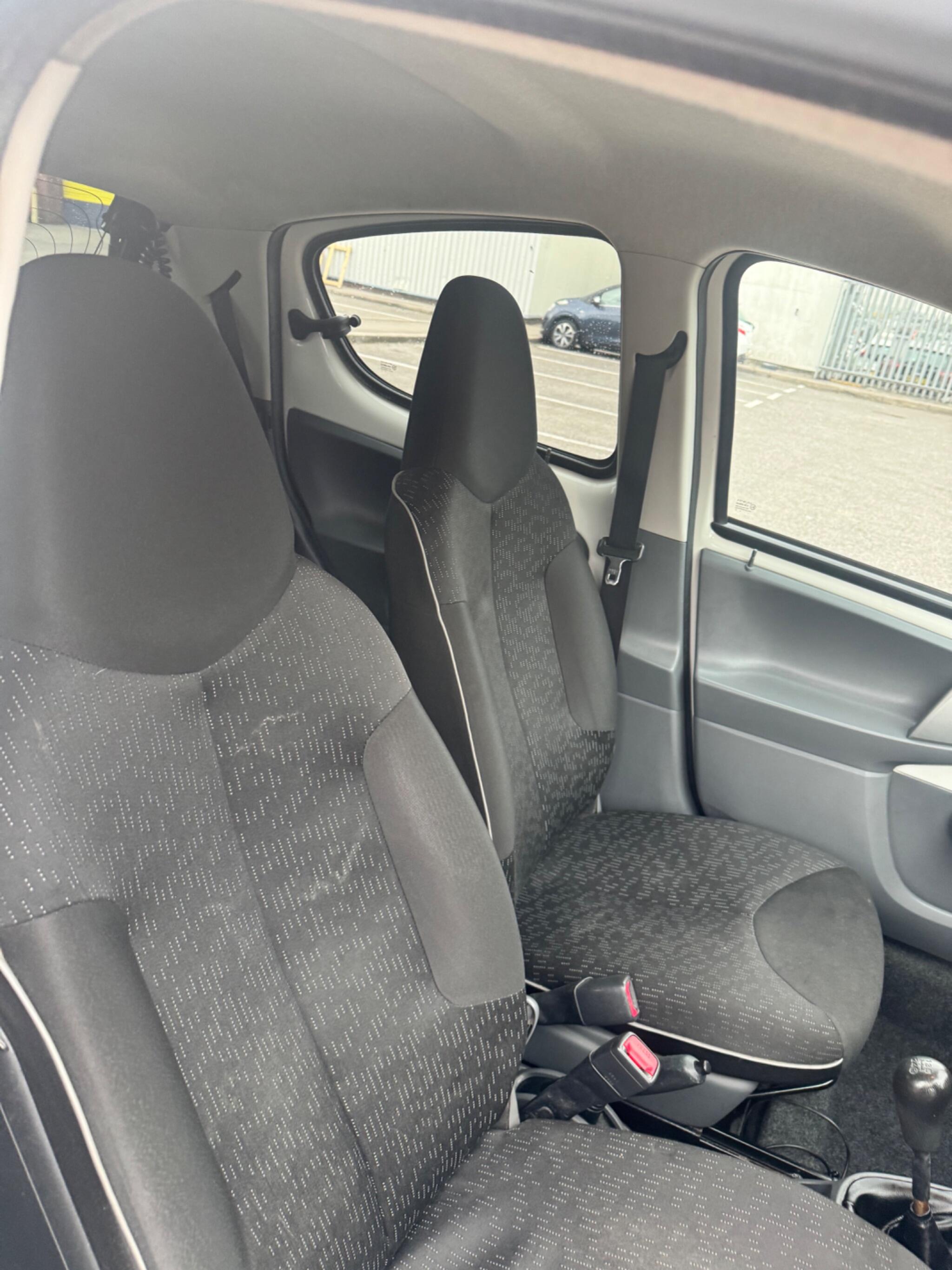 Peugeot 107 view 29