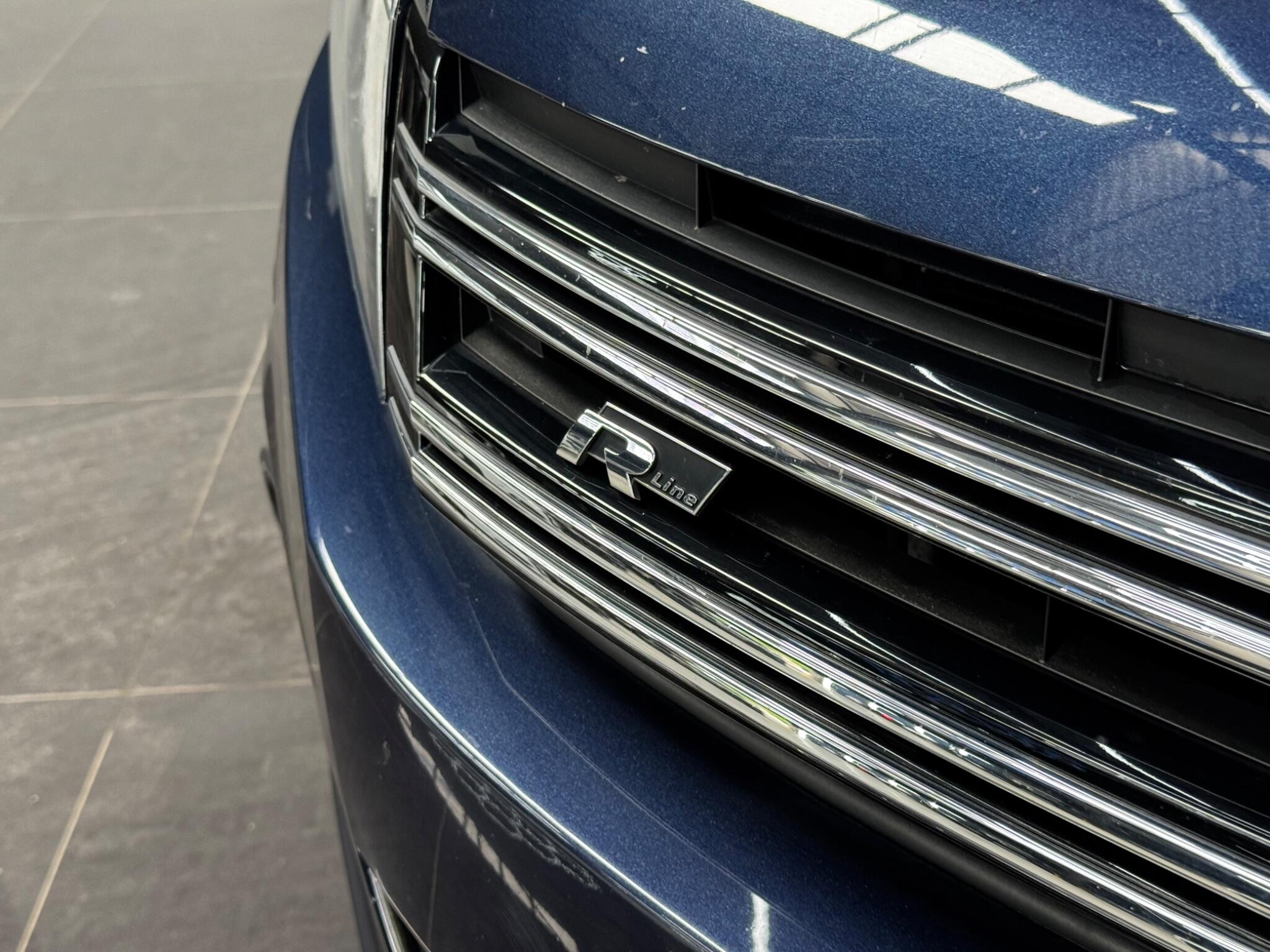 Volkswagen Tiguan view 11