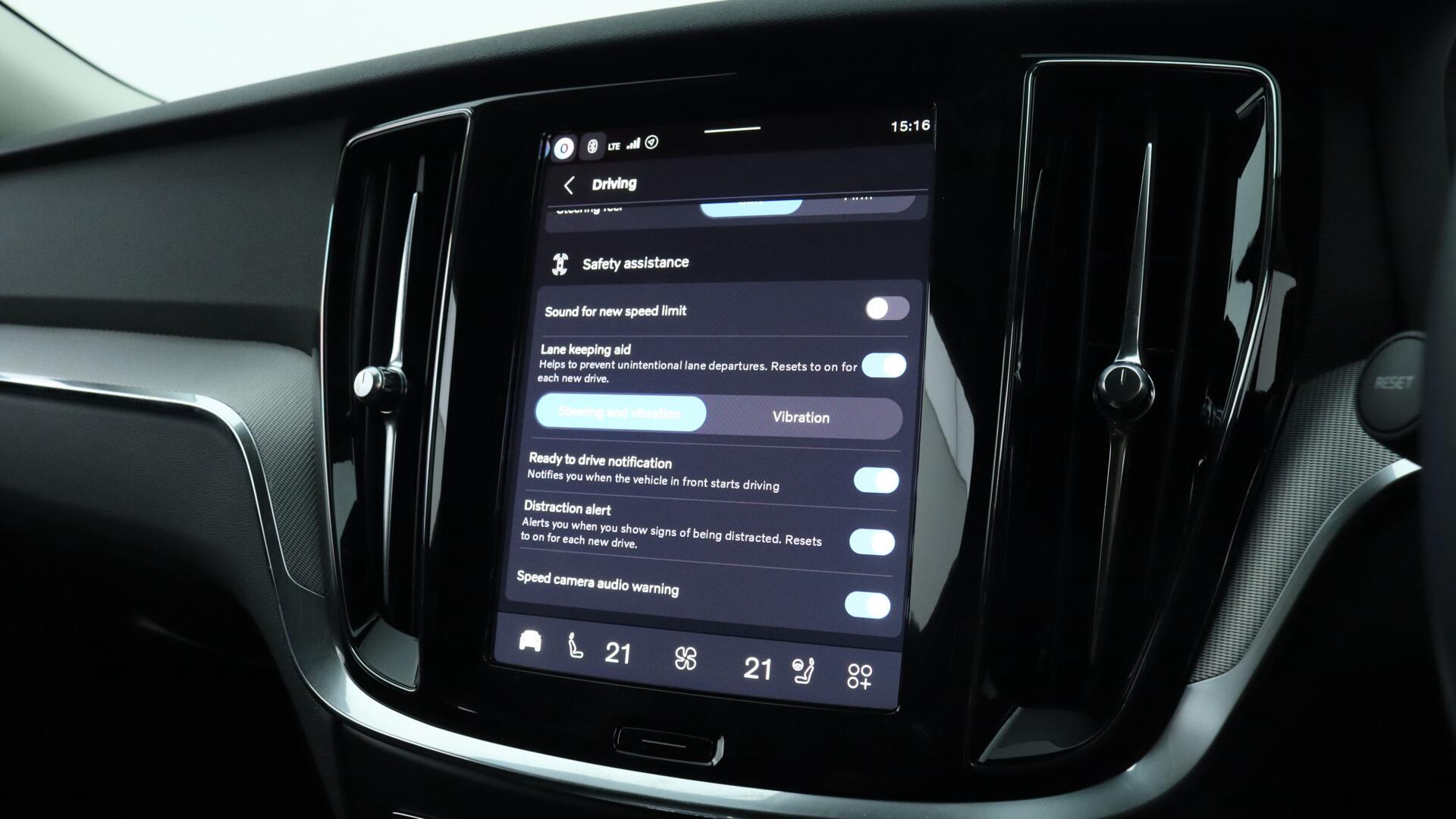 Volvo V60 view 37