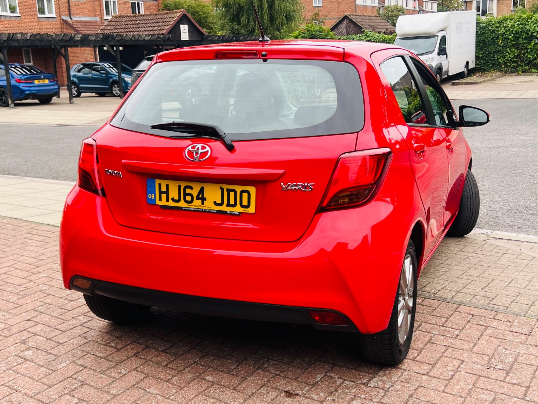 Toyota Yaris view 28