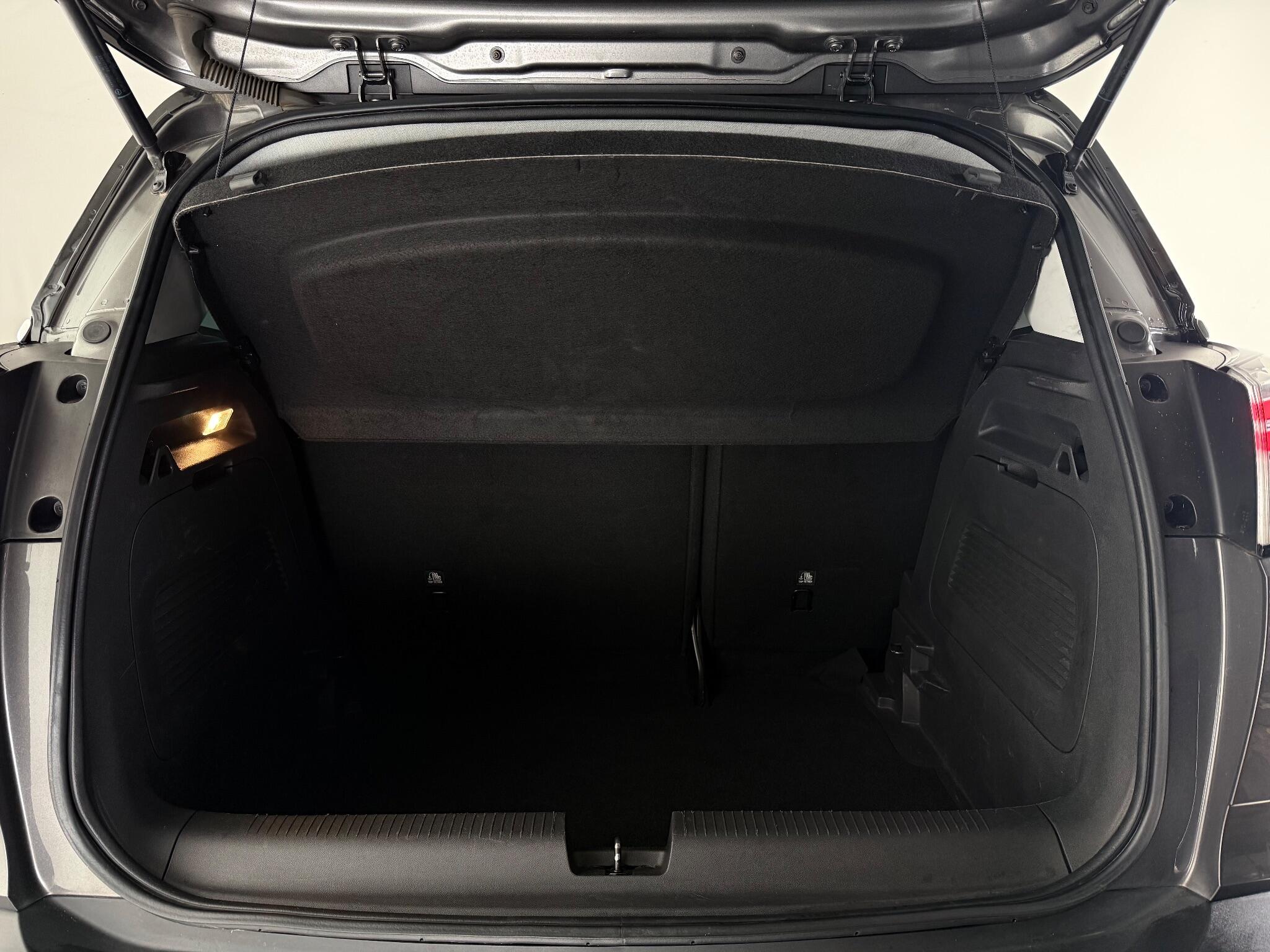 Vauxhall Crossland view 10