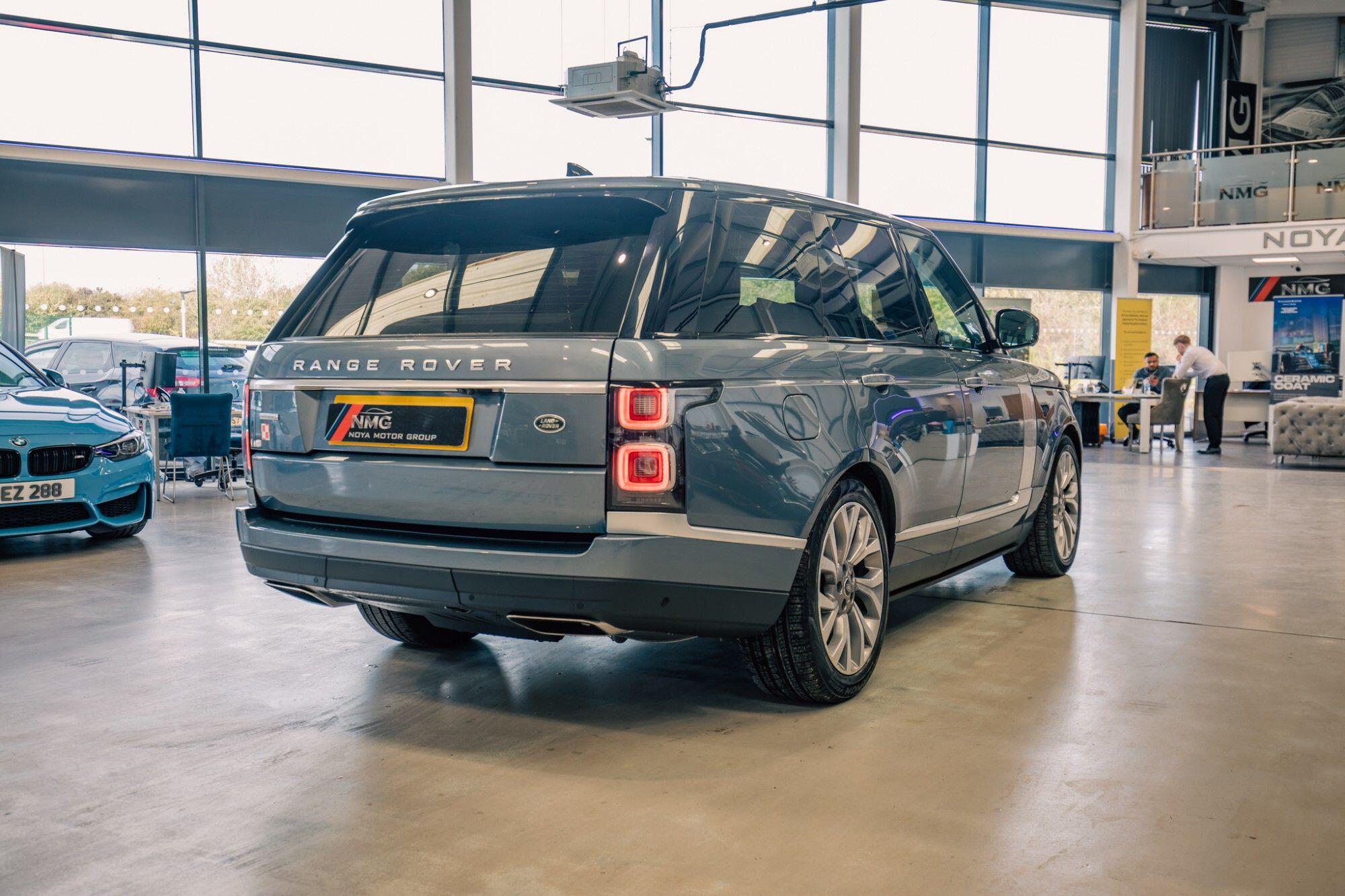 Land Rover Range Rover view 37