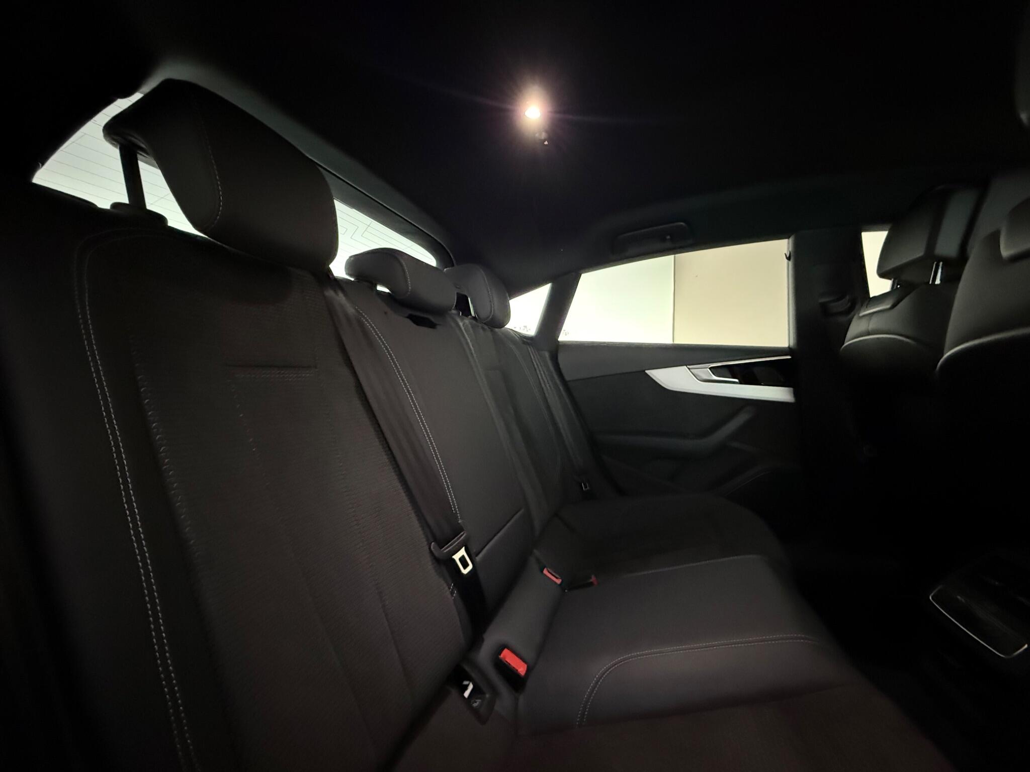 Audi A5 view 38