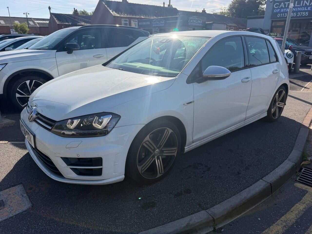 Volkswagen Golf view 4