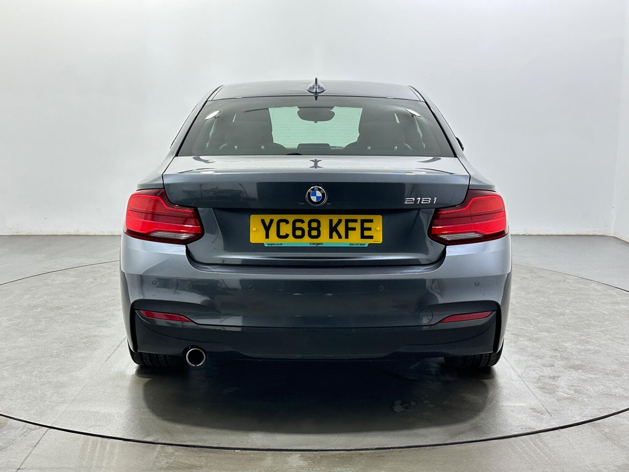 BMW 2 Series view 7