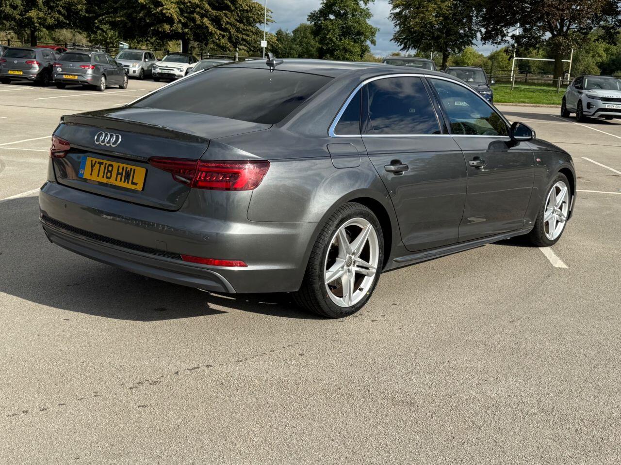Audi A4 view 35