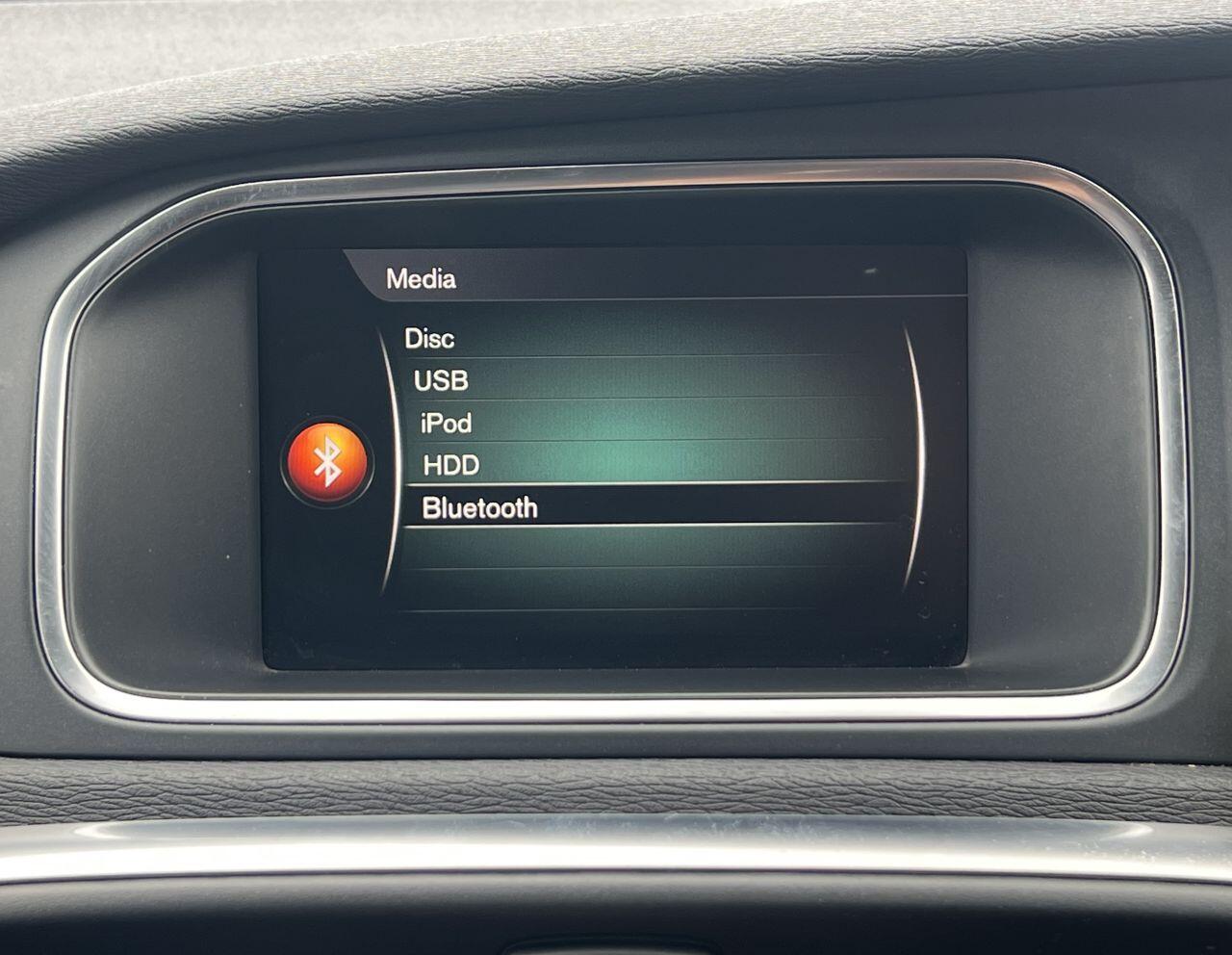 Volvo V40 Cross Country view 40