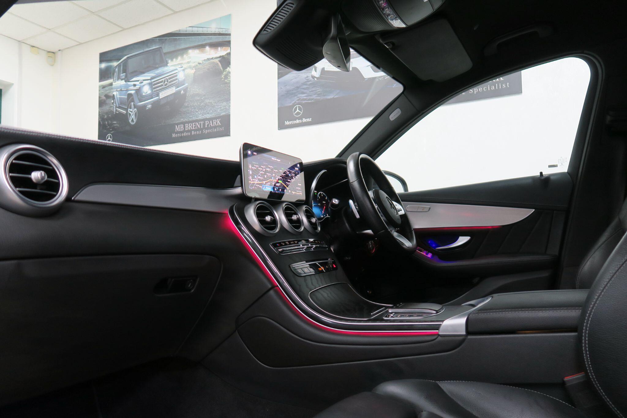 Mercedes-Benz GLC view 6
