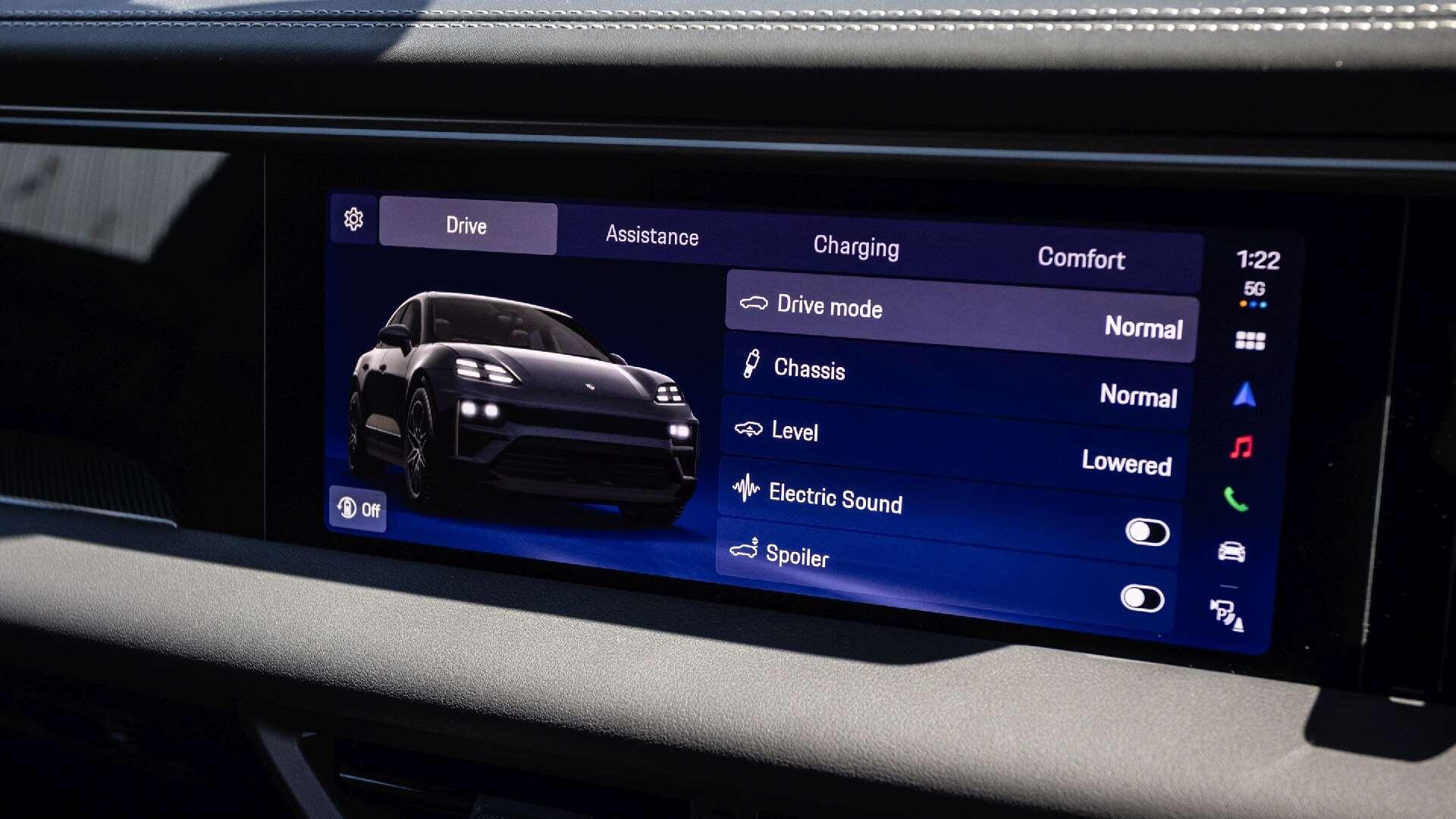 Porsche Macan view 20