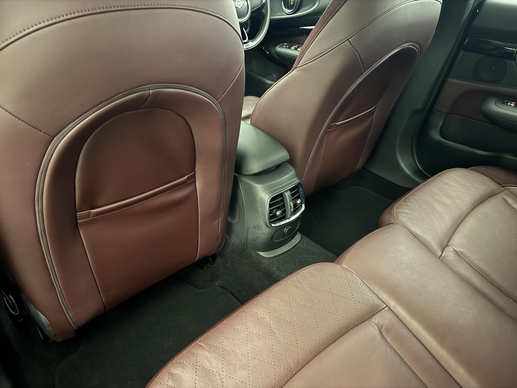 MINI Clubman view 66