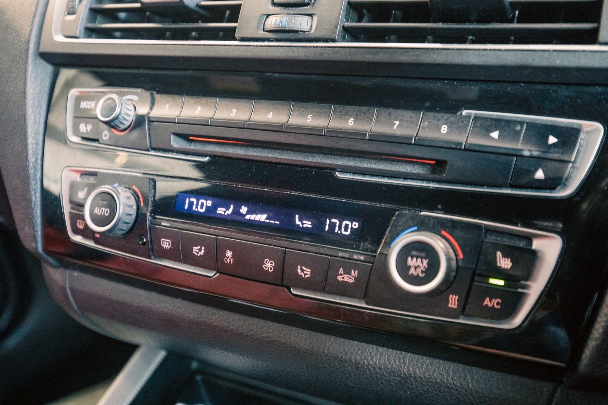 BMW 2 Series view 17