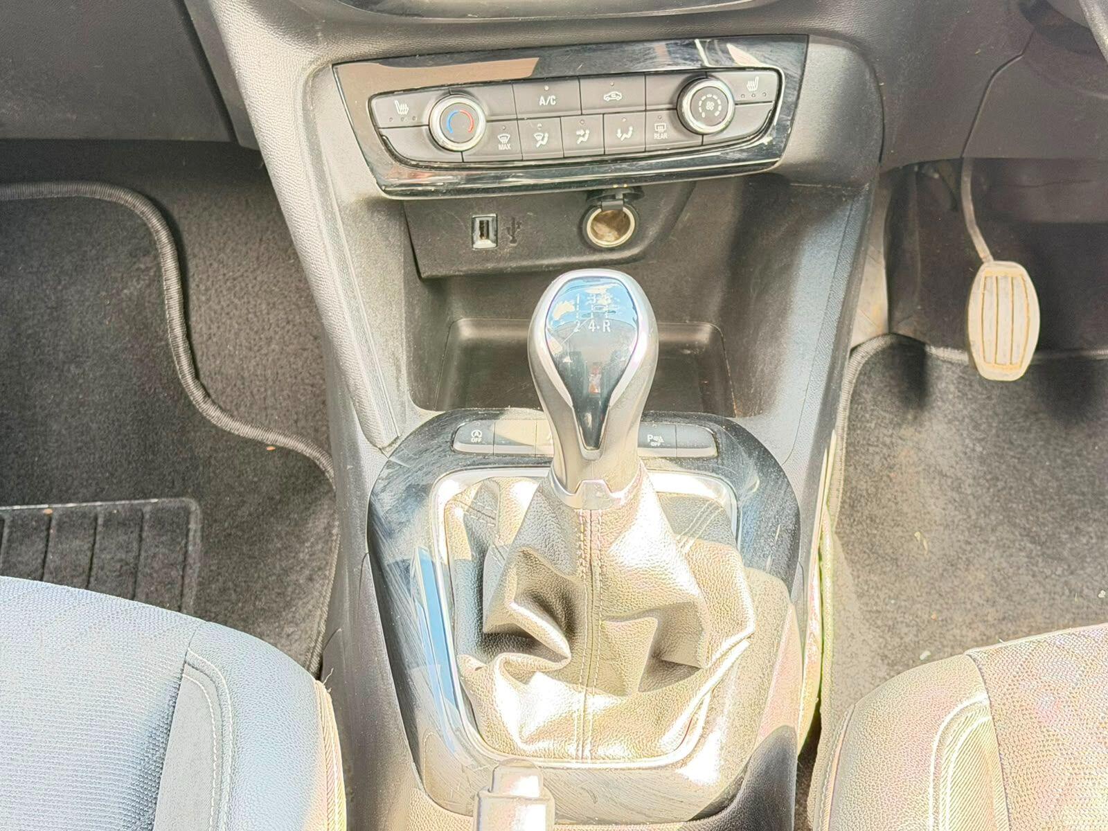 Vauxhall Corsa view 22
