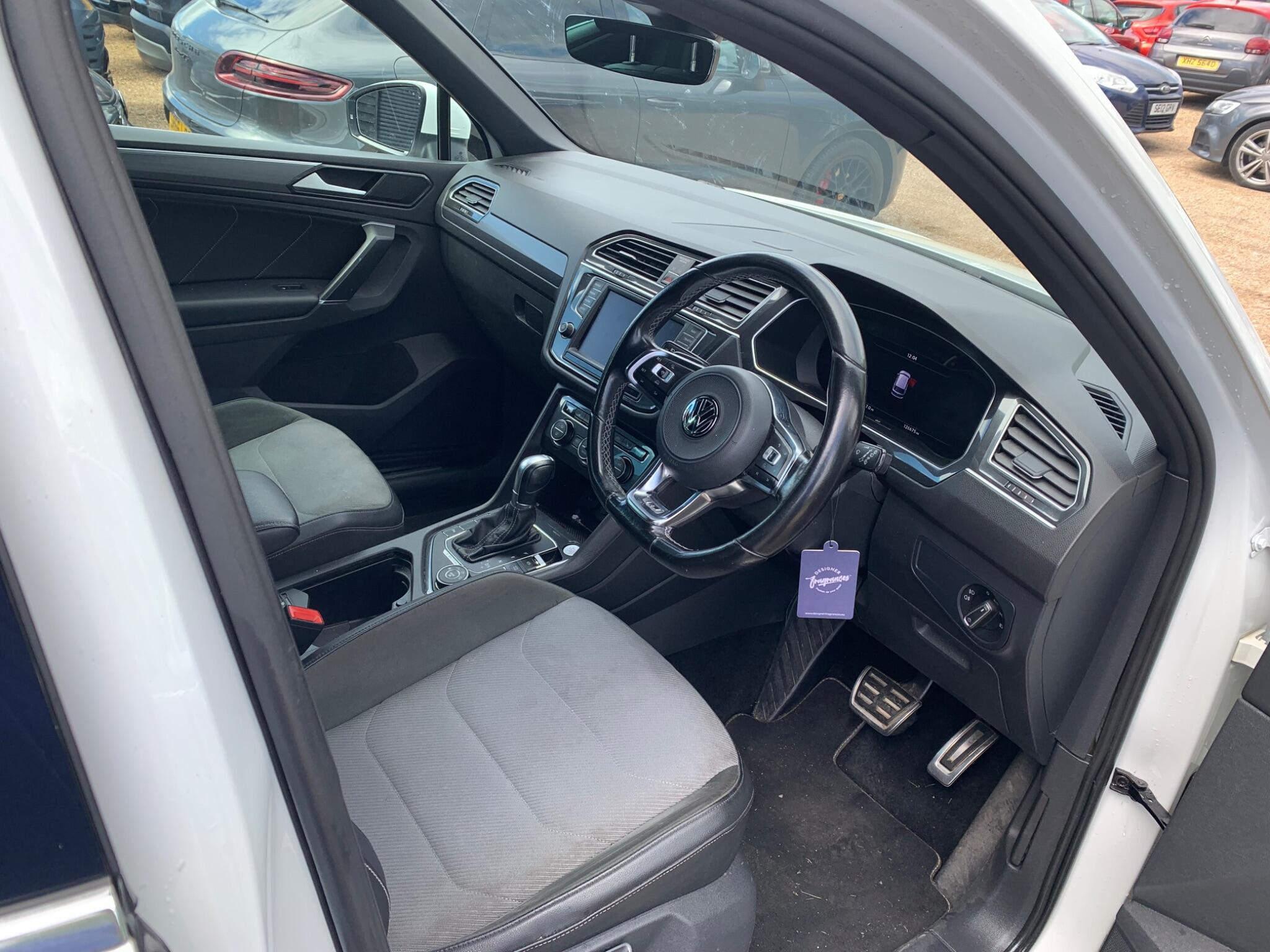 VOLKSWAGEN TIGUAN 2.0 TDI BLUEMOTION TECH R LINE DSG 4MOTION EURO 6 S S...